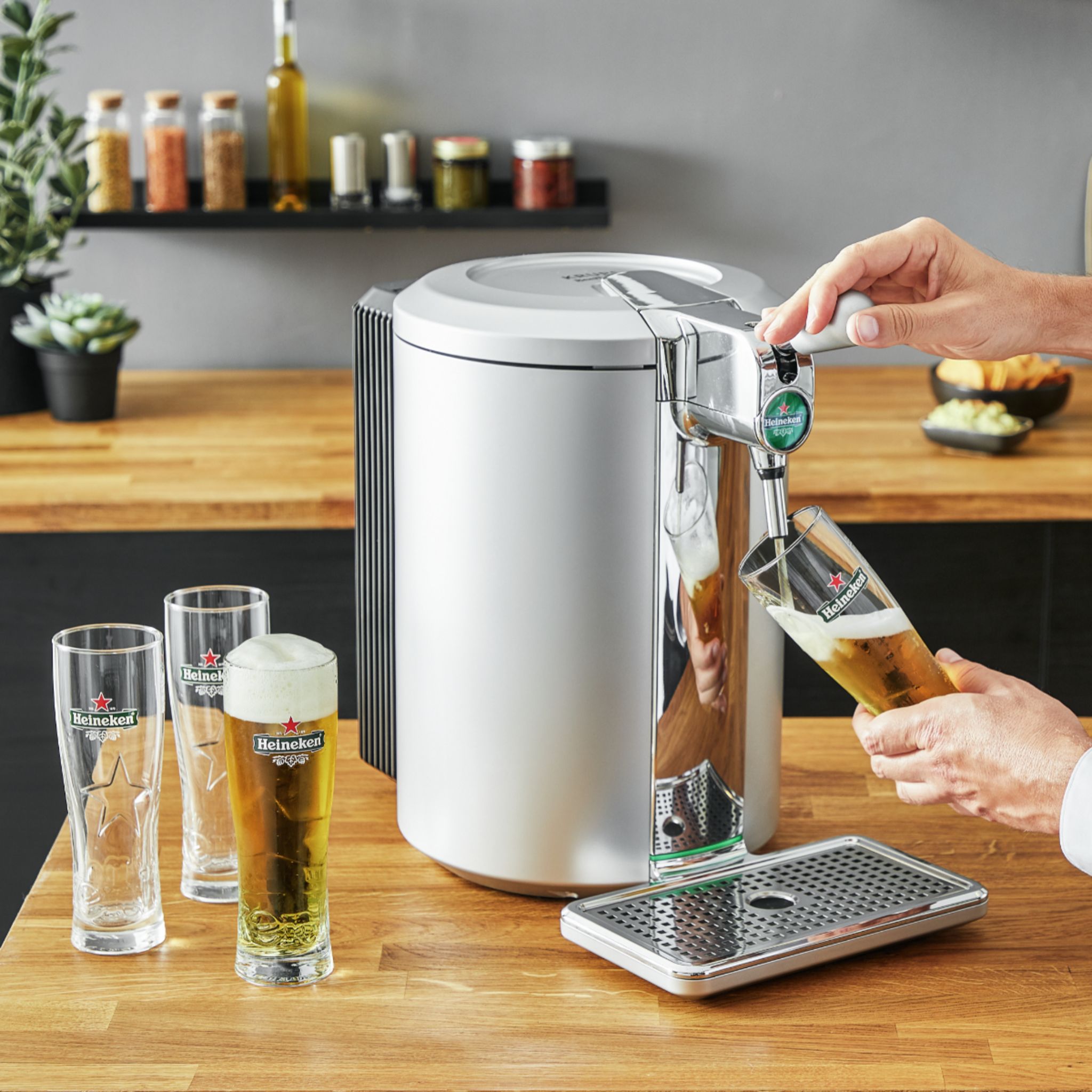Voir la diapositive 3 : KRUPS Tireuse à bière beertender VB452E10 - Argent