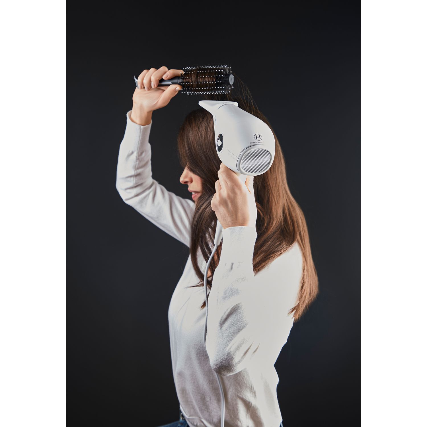 Voir la diapositive 9 : ROWENTA Sèche cheveux professionnel avec diffuseur CV6135F0 - Blanc