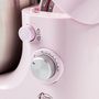 Voir la diapositive 7 : BESTRON Robot pâtissier AKM900M - Rose