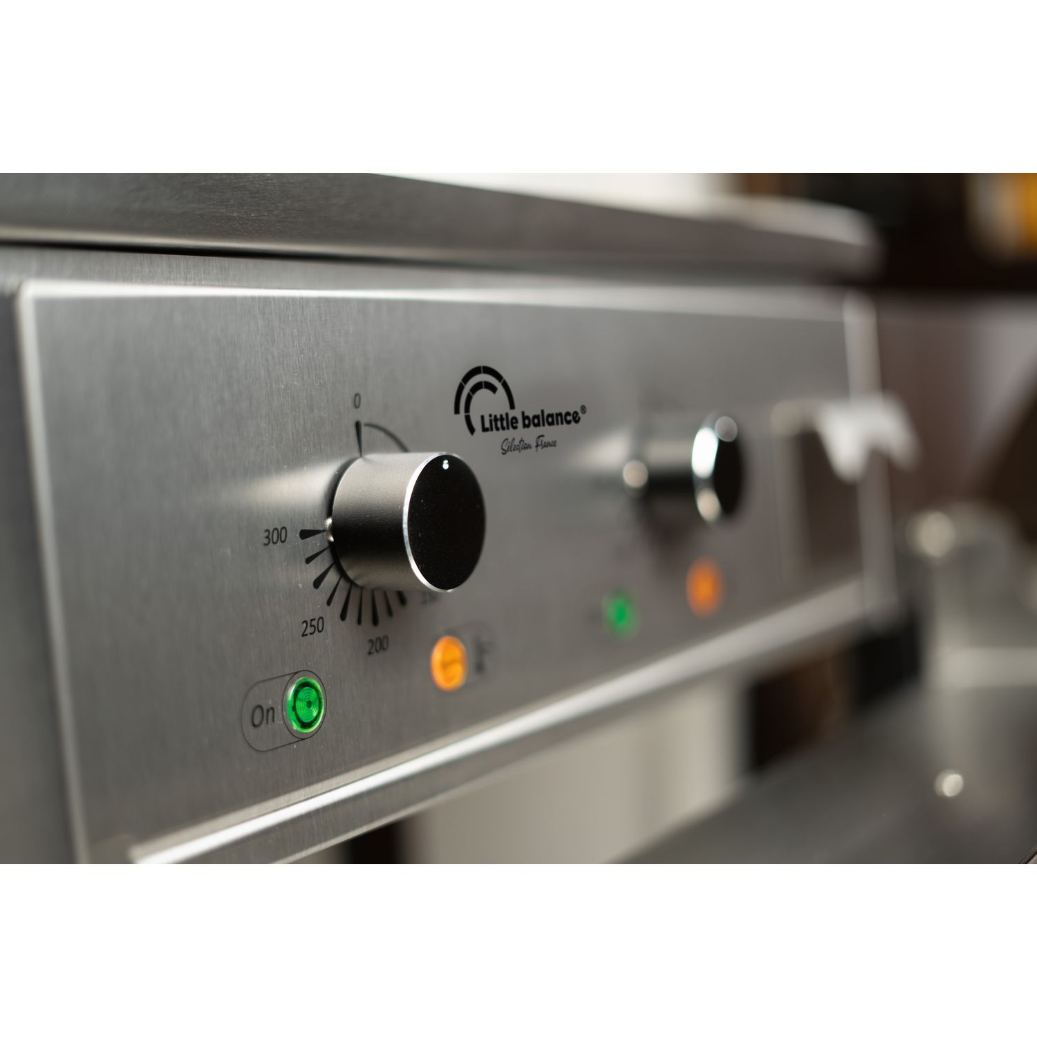 Voir la diapositive 5 : LITTLE BALANCE Plancha électrique AQ 8476 - Inox