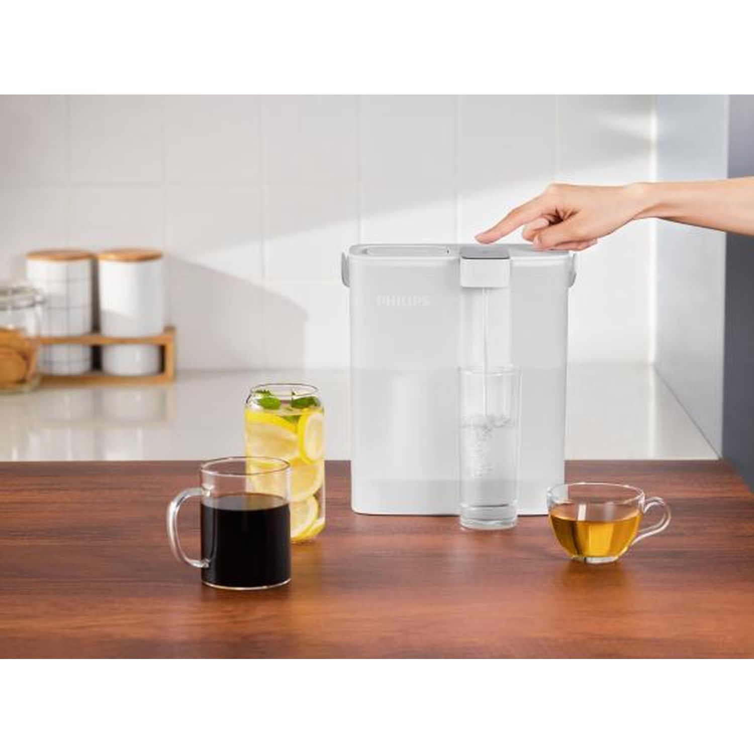 Voir la diapositive 5 : PHILIPS Carafe filtrante instantanée AWP2980 - Blanc