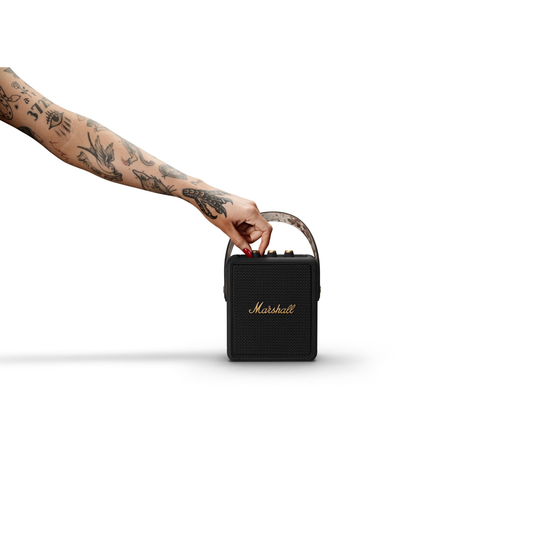 Voir la diapositive 8 : MARSHALL Enceinte portable Stockwell II Black & Brass  - Noir