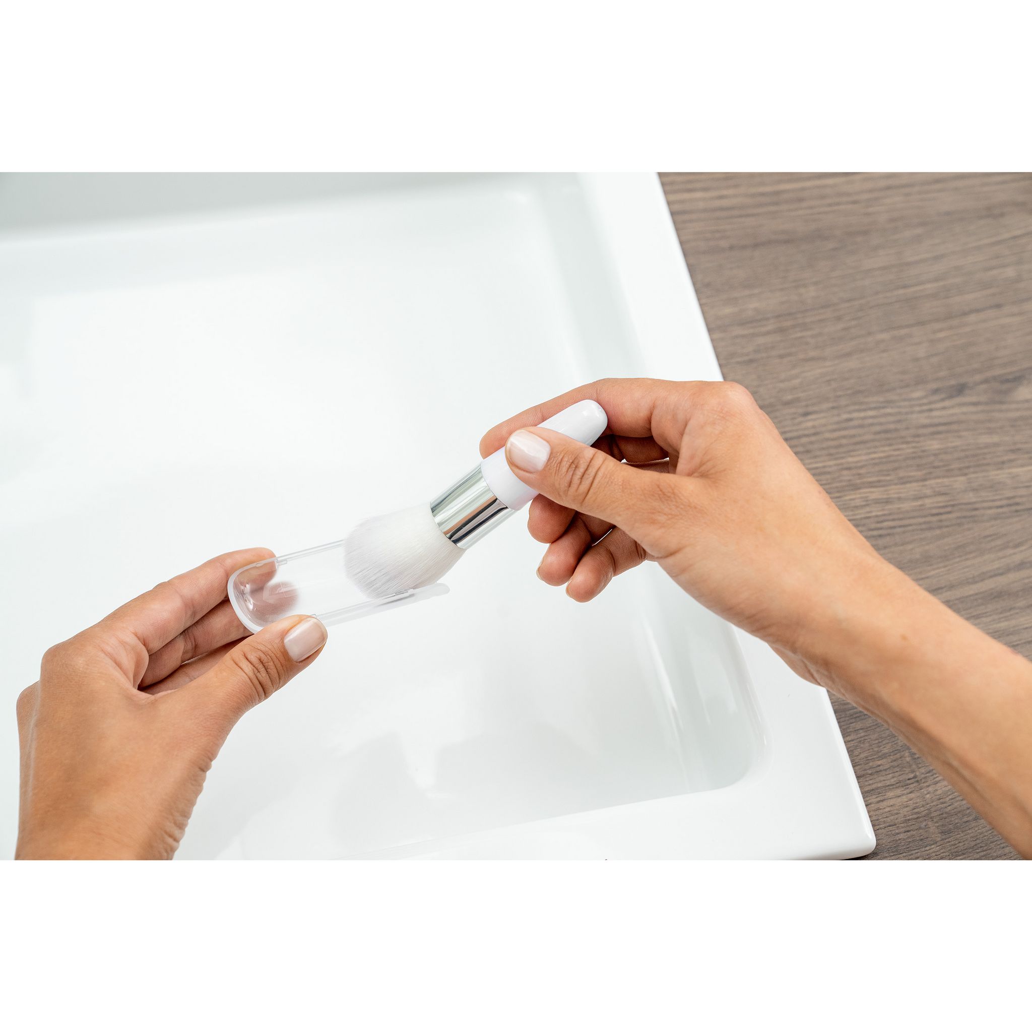 Voir la diapositive 5 : BEURER Brosse anti-fourche HT22 - Rose