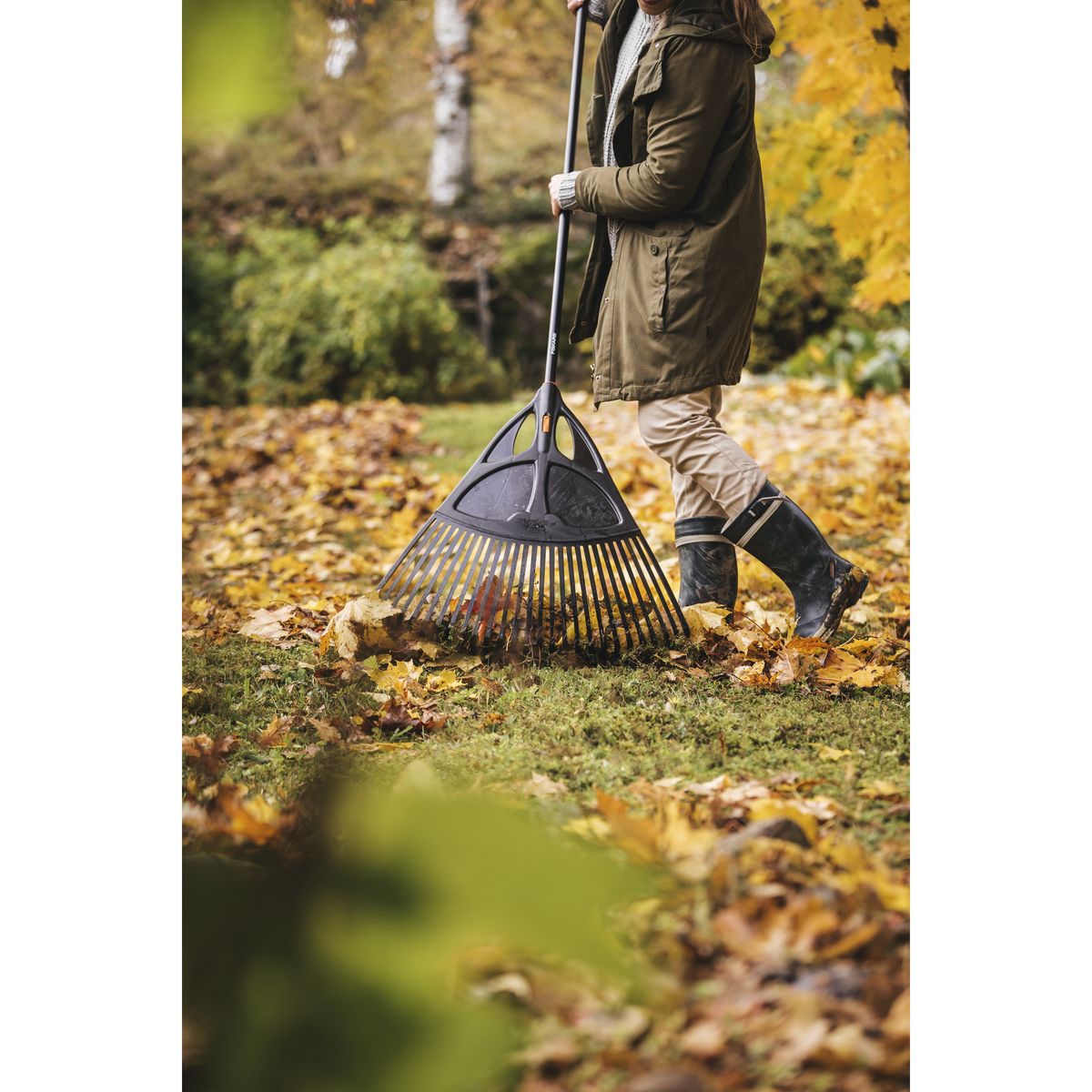 FISKARS Balai XL - Manche en aluminium - 65cm et 27 dents