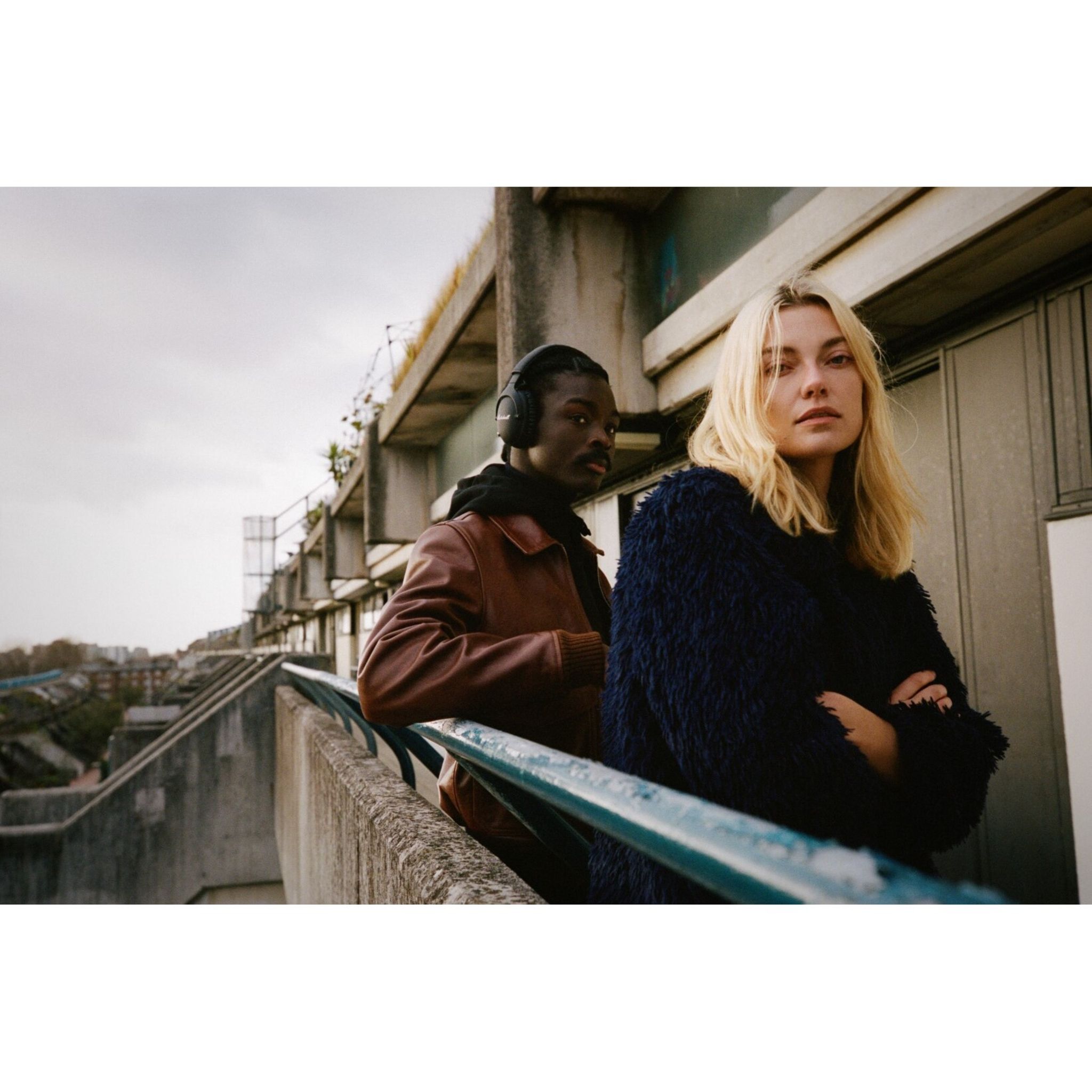 Voir la diapositive 9 : MARSHALL Casque Monitor II A.N.C - Noir