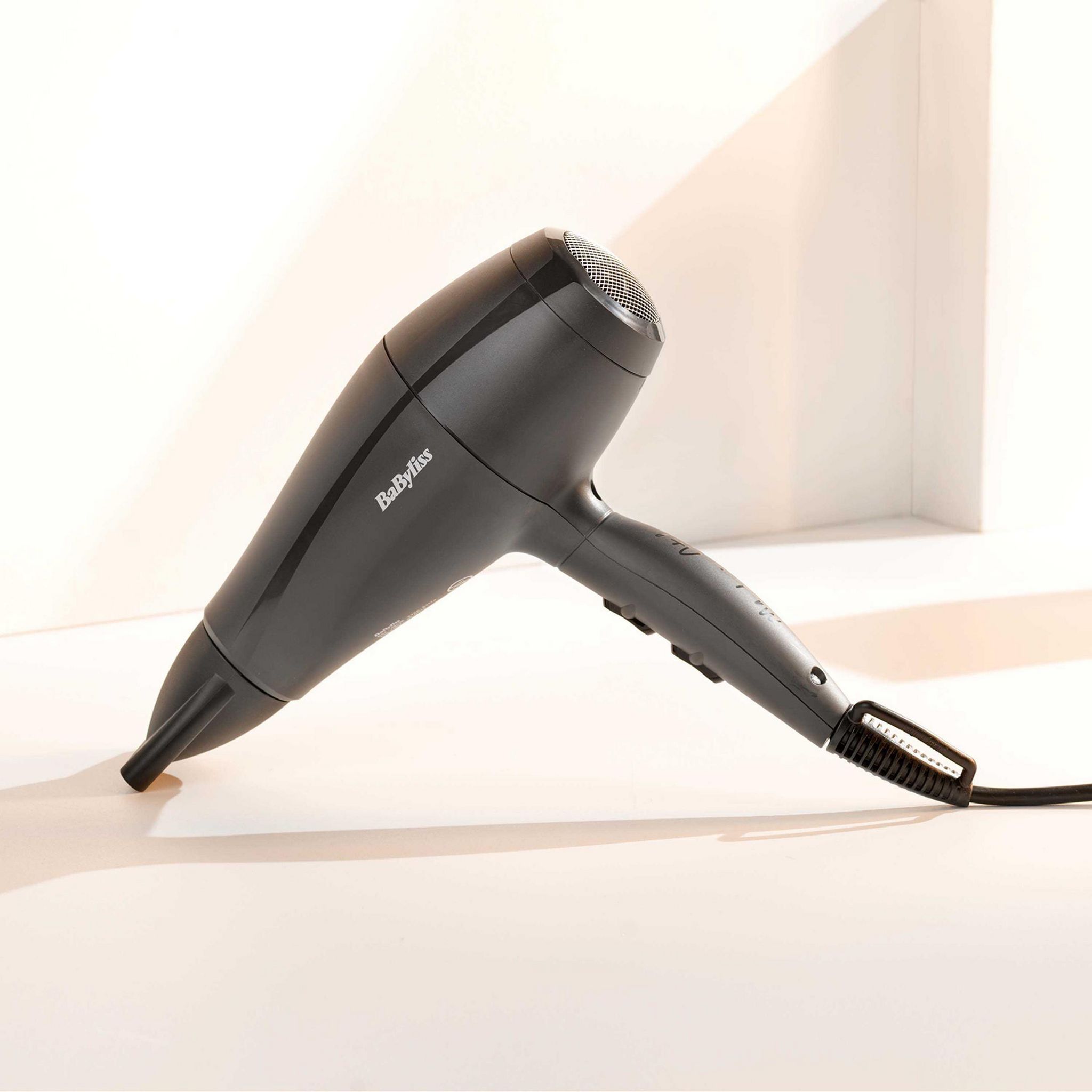 Voir la diapositive 10 : BABYLISS Sèche cheveux 5910E - Noir
