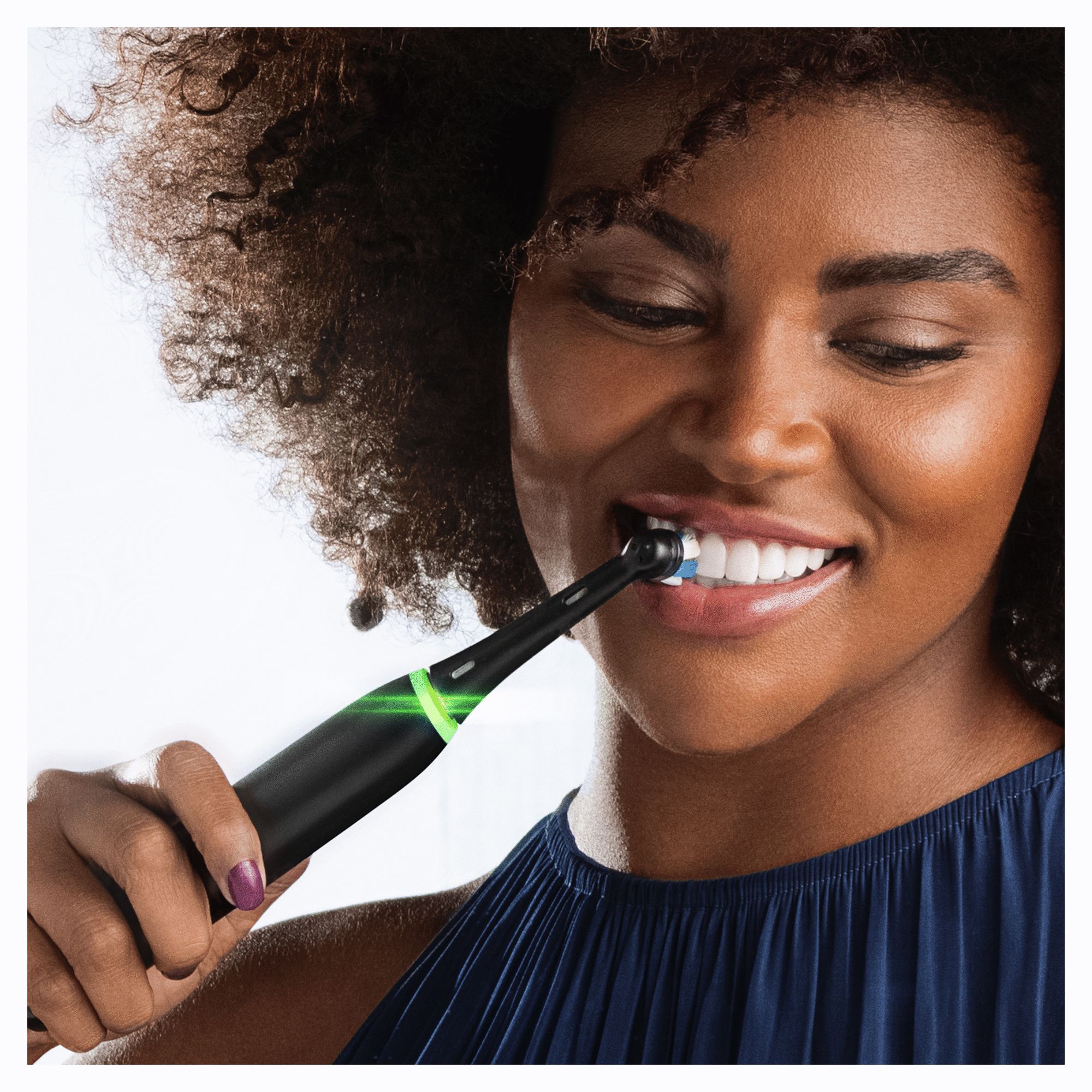 Voir la diapositive 12 : ORAL-B Brosse à dents électrique IO5 - Noir mat