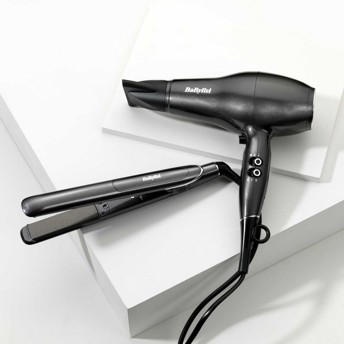 BABYLISS Sèche cheveux ionique avec diffuseur D6490DE - Gris