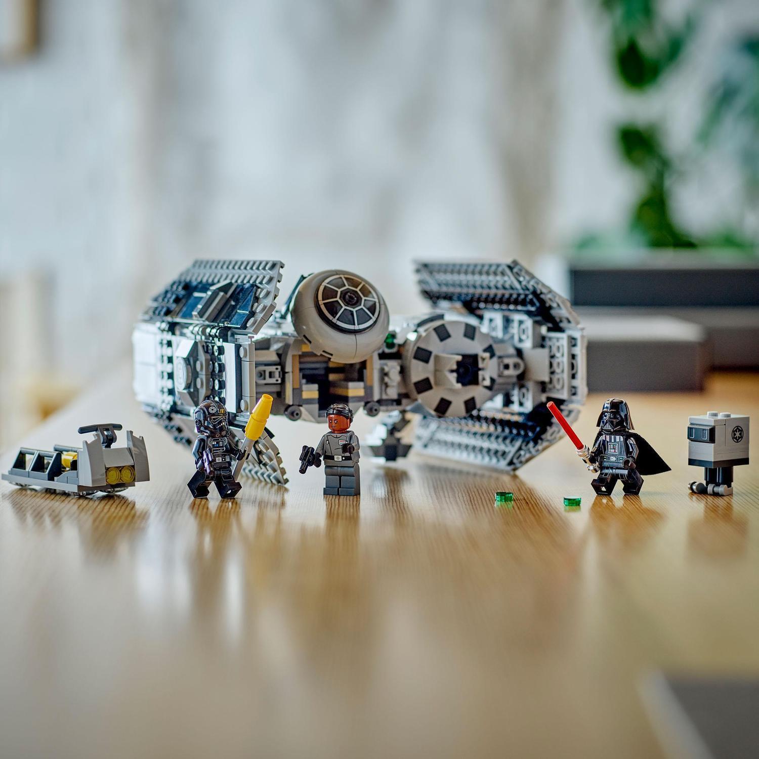 Voir la diapositive 6 : LEGO Star Wars 75347 Le Bombardier TIE - Maquette Vaisseau pour Garçon ou Fille dès 9 ans