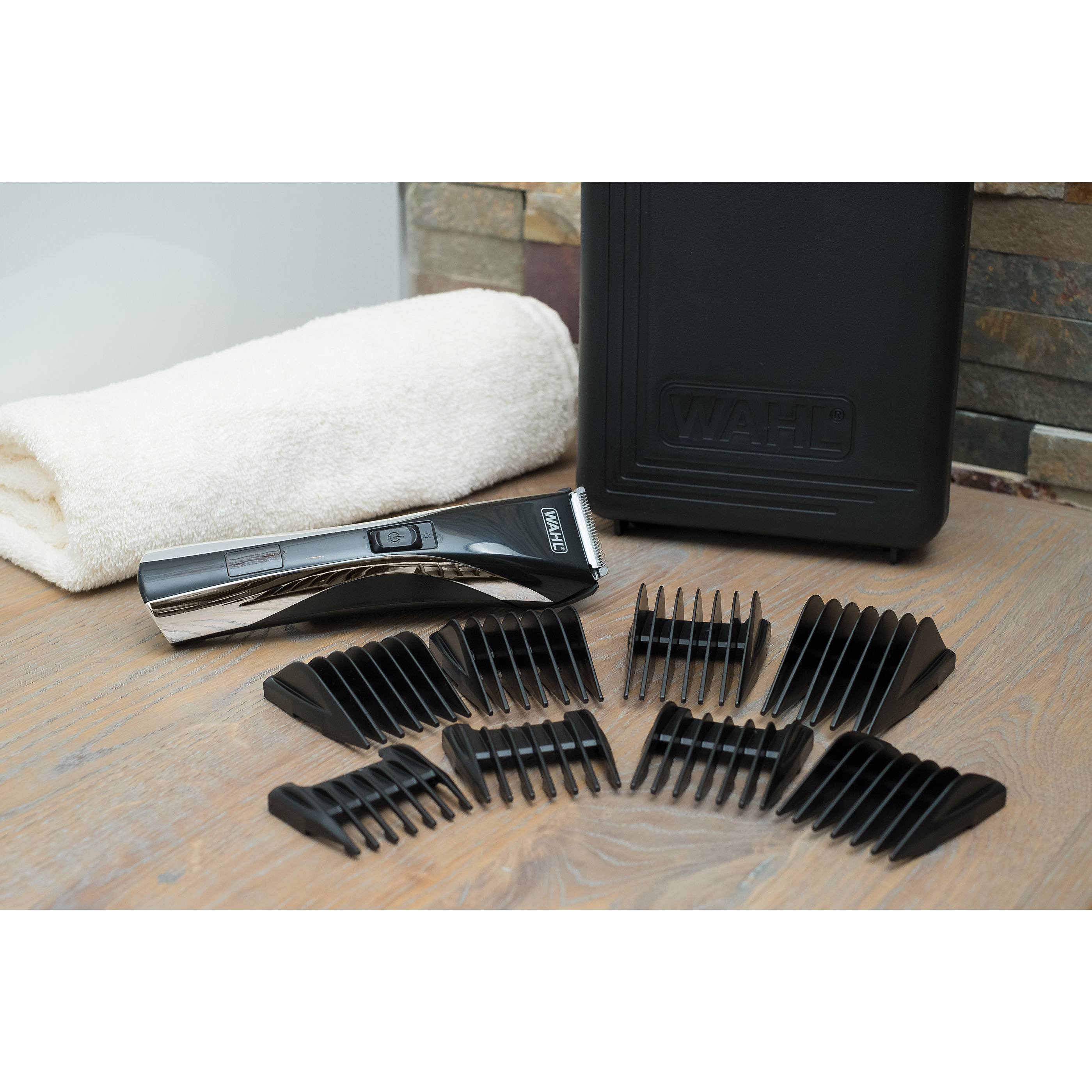 Voir la diapositive 6 : WAHL Tondeuse cheveux hybride 09697-1016 - Noir
