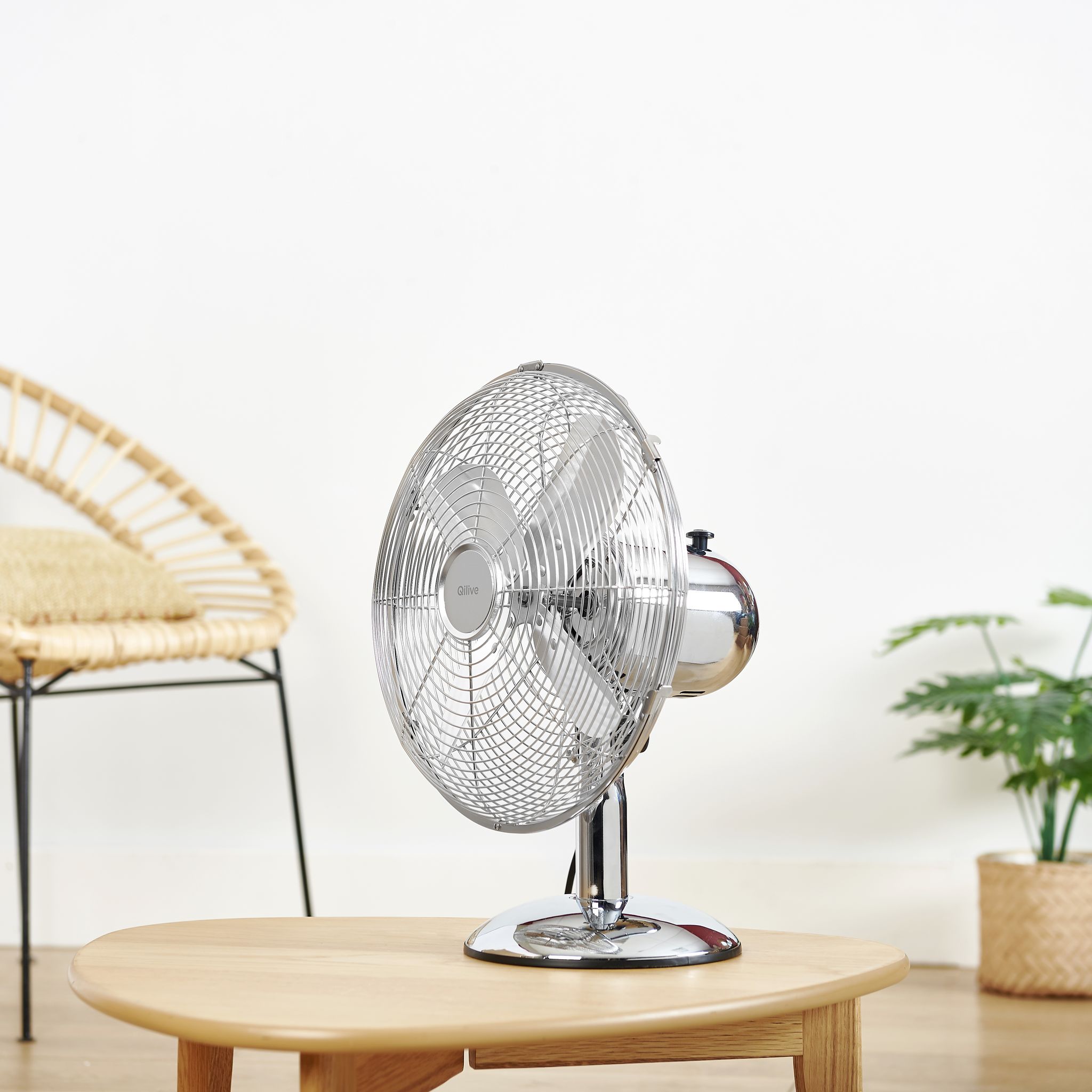 Voir la diapositive 4 : QILIVE Ventilateur de table Q.6729 - Chrome