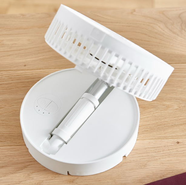 Voir la diapositive 3 : QILIVE Ventilateur sur pied pliable Q.6866 - Blanc