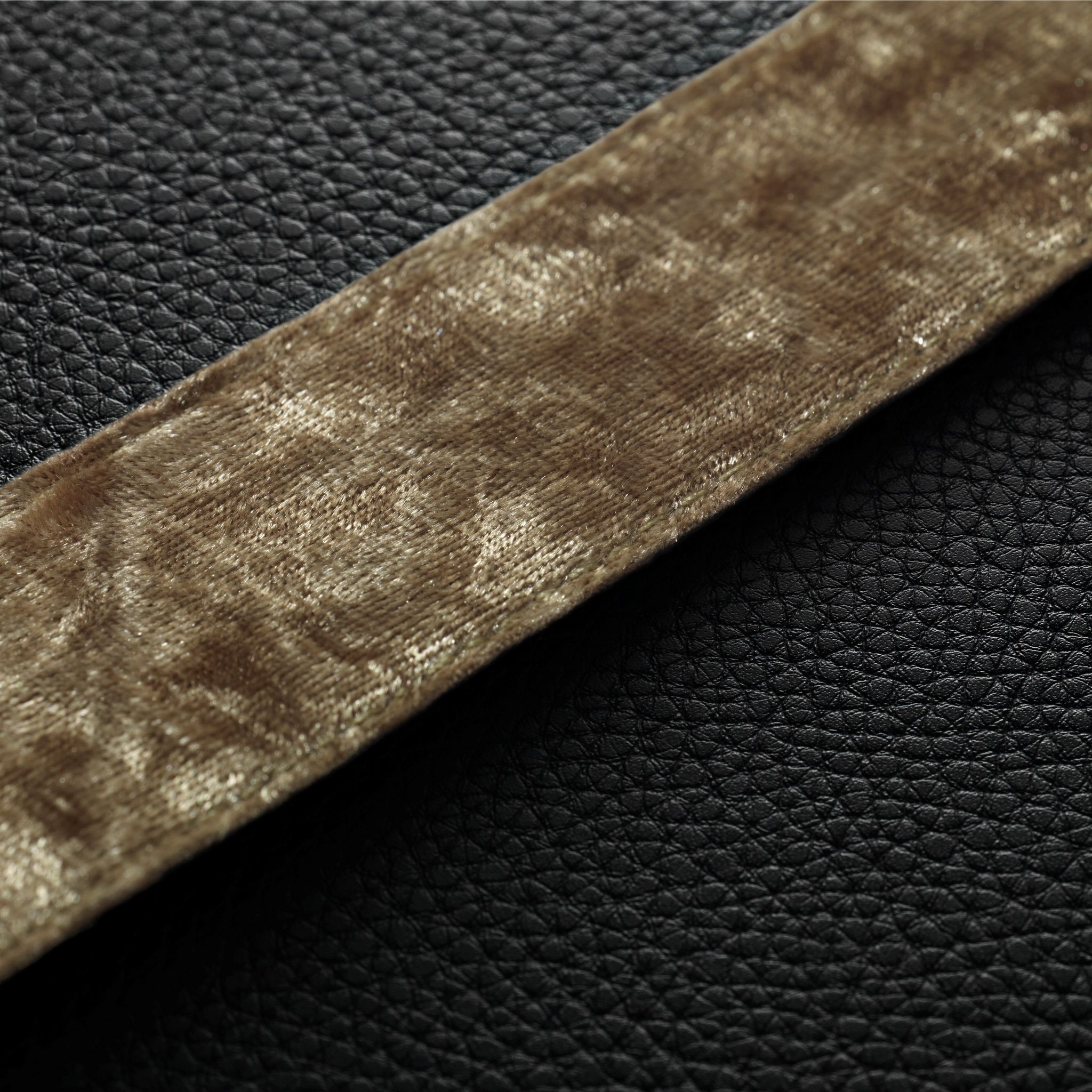 Voir la diapositive 15 : MARSHALL Enceinte portable Kilburn II - Noir