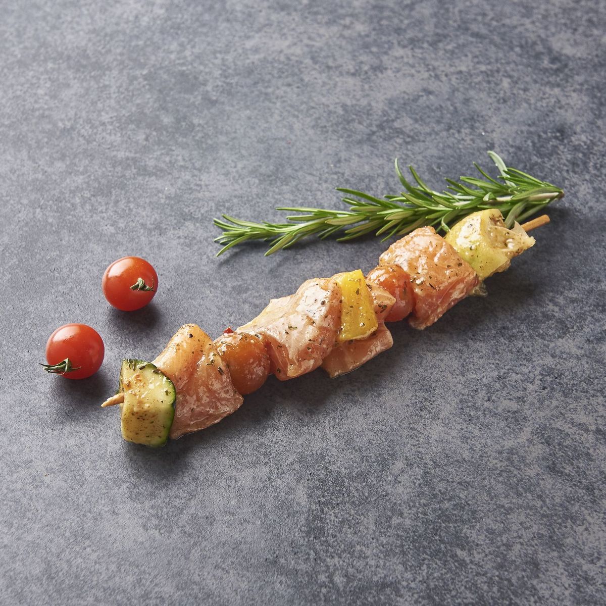 LA MARÉE DU JOUR Brochette de saumon provençale 100g