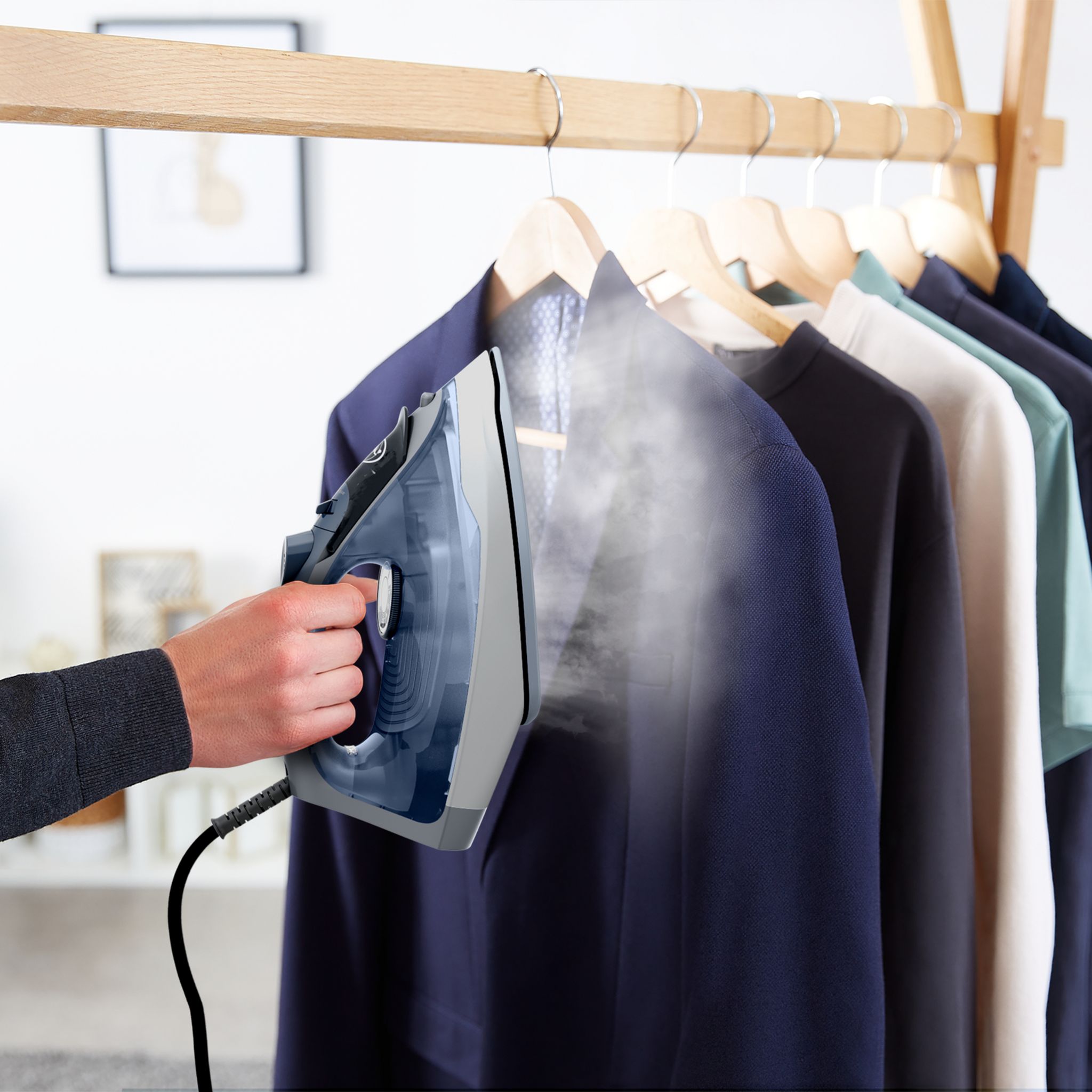 Voir la diapositive 8 : CALOR Fer à repasser FV2852C0 - Bleu