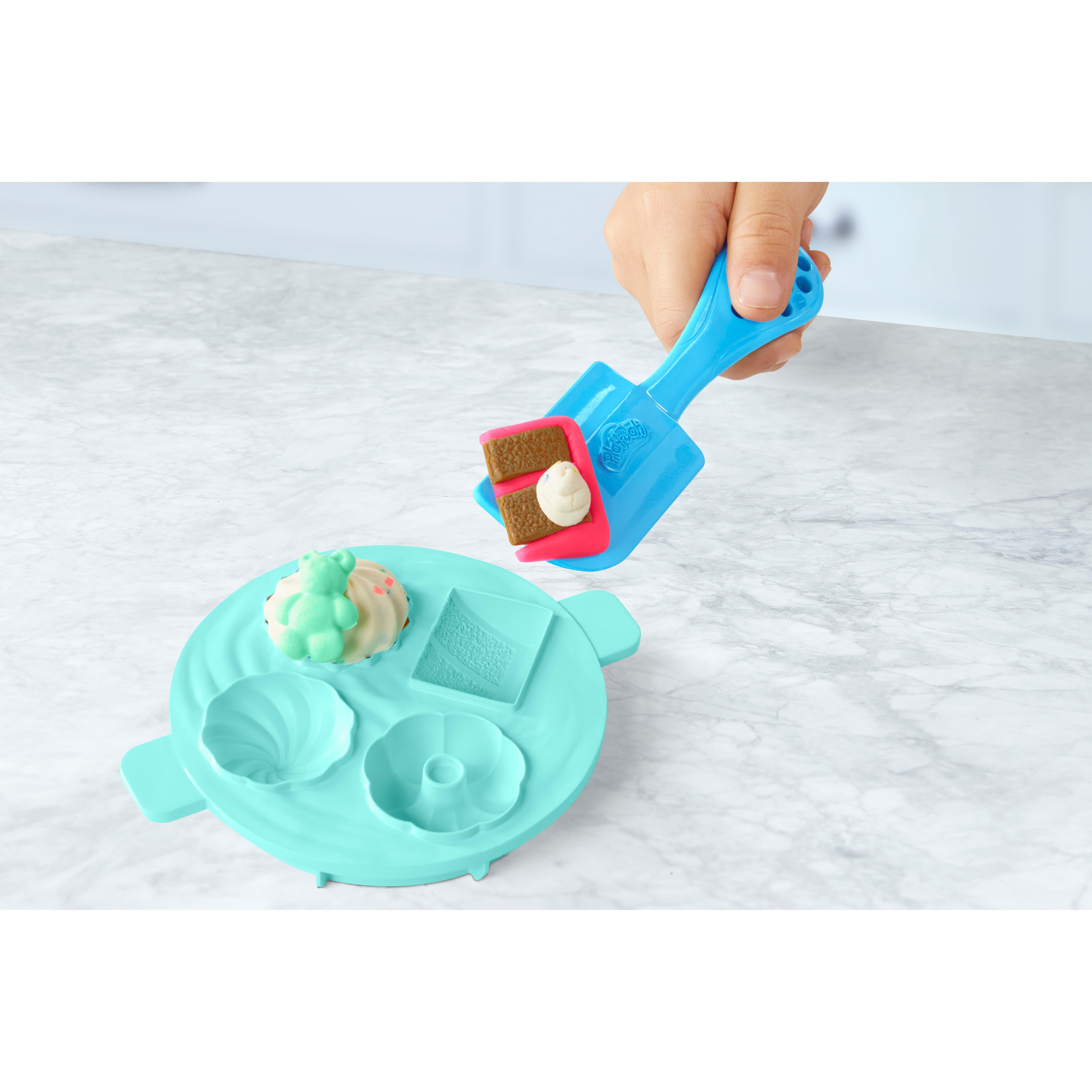 Voir la diapositive 13 : HASBRO Pâte à Modeler - Robot pâtissier Play-Doh