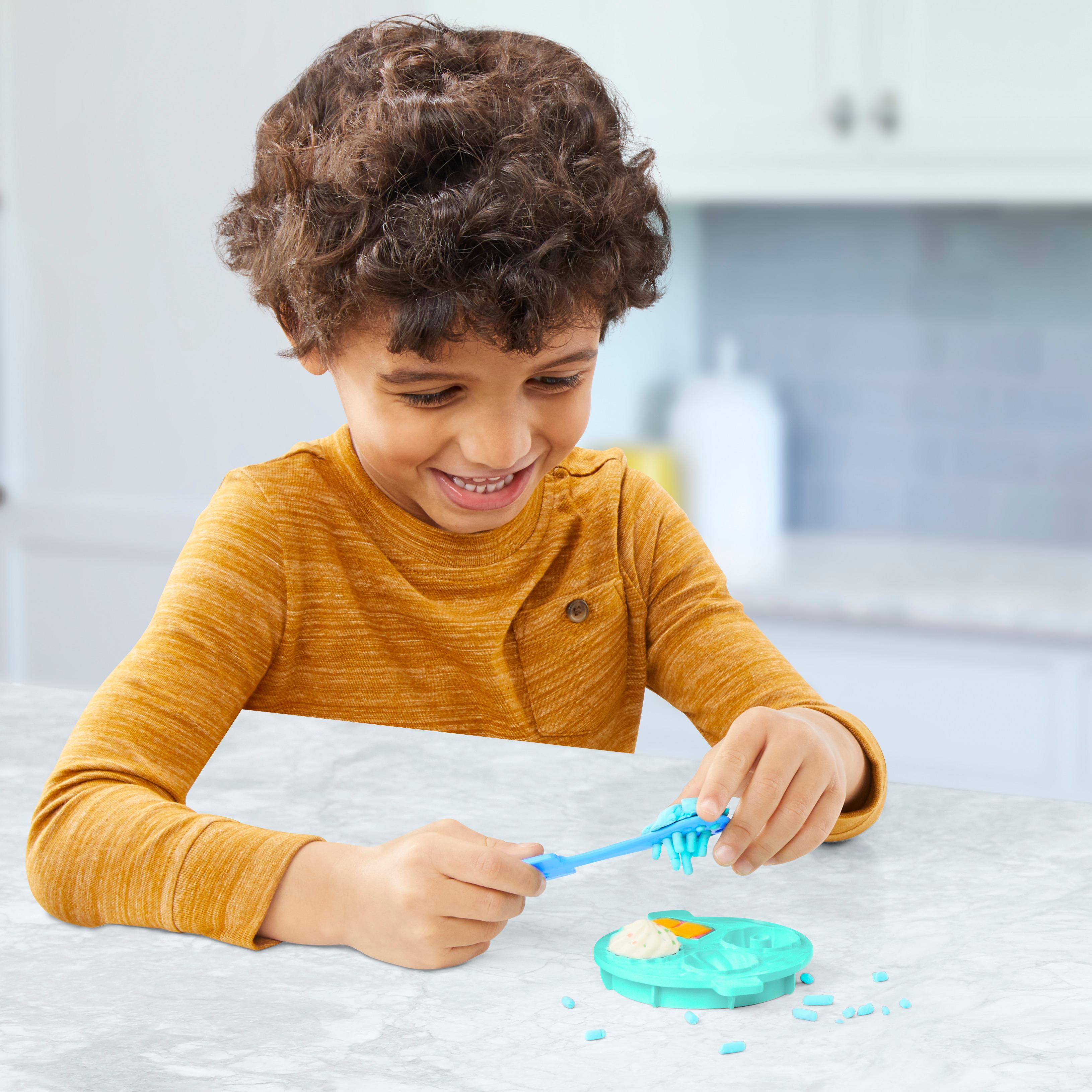 Voir la diapositive 6 : HASBRO Pâte à Modeler - Robot pâtissier Play-Doh