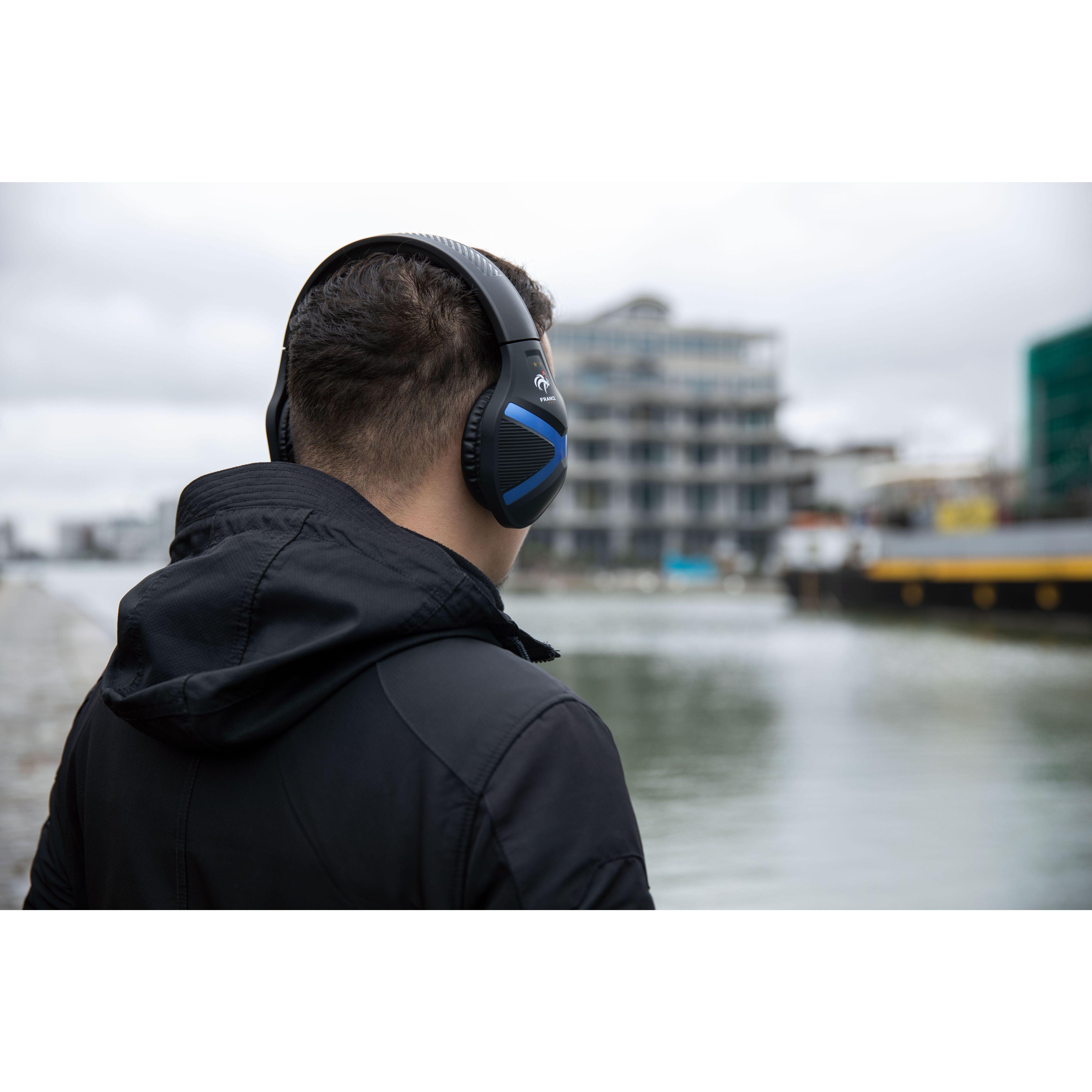 Voir la diapositive 7 : KONIX Casque Filaire Nemesis FFF PS5