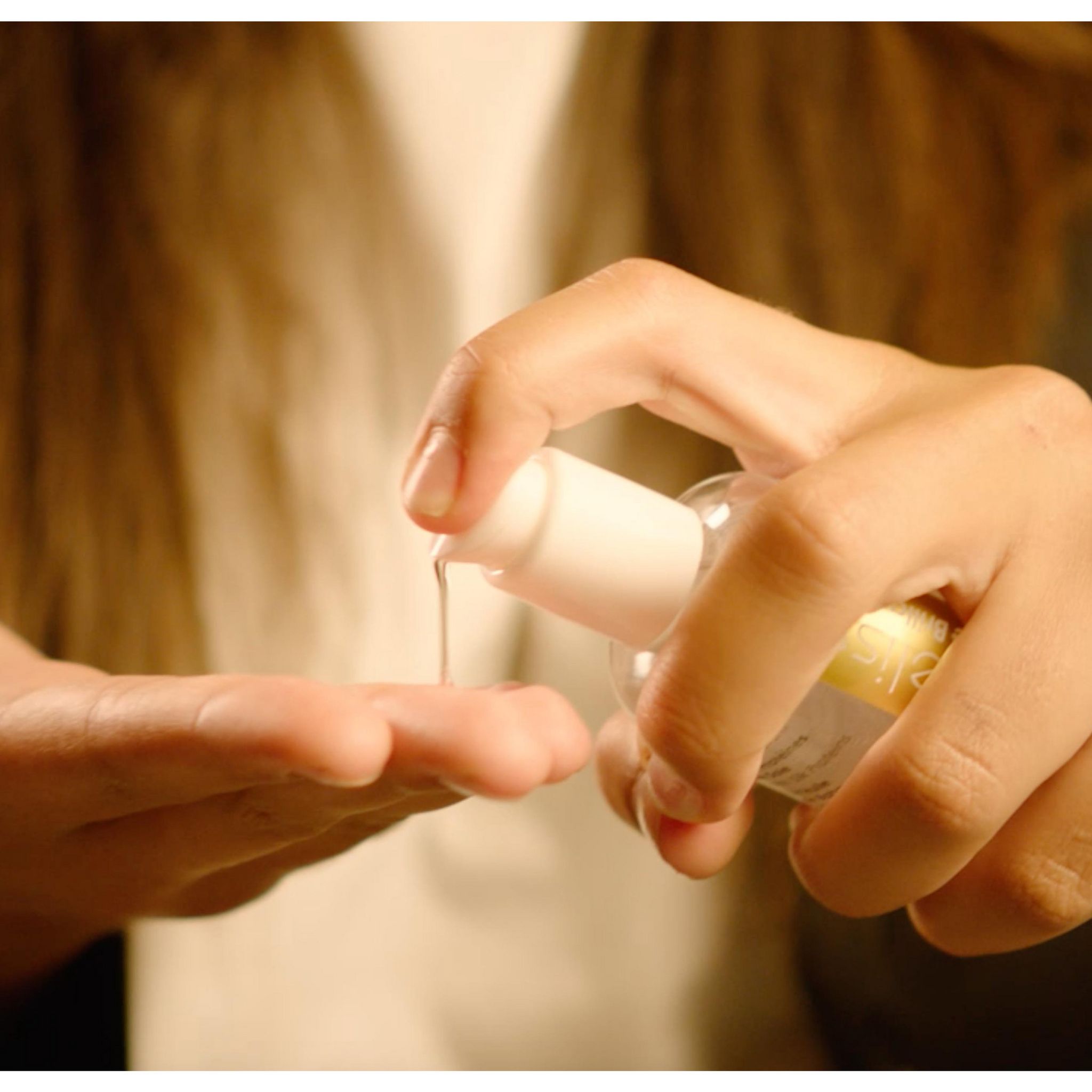 Voir la diapositive 3 : DEMELISS Élixir de brillance 20020 - Blanc