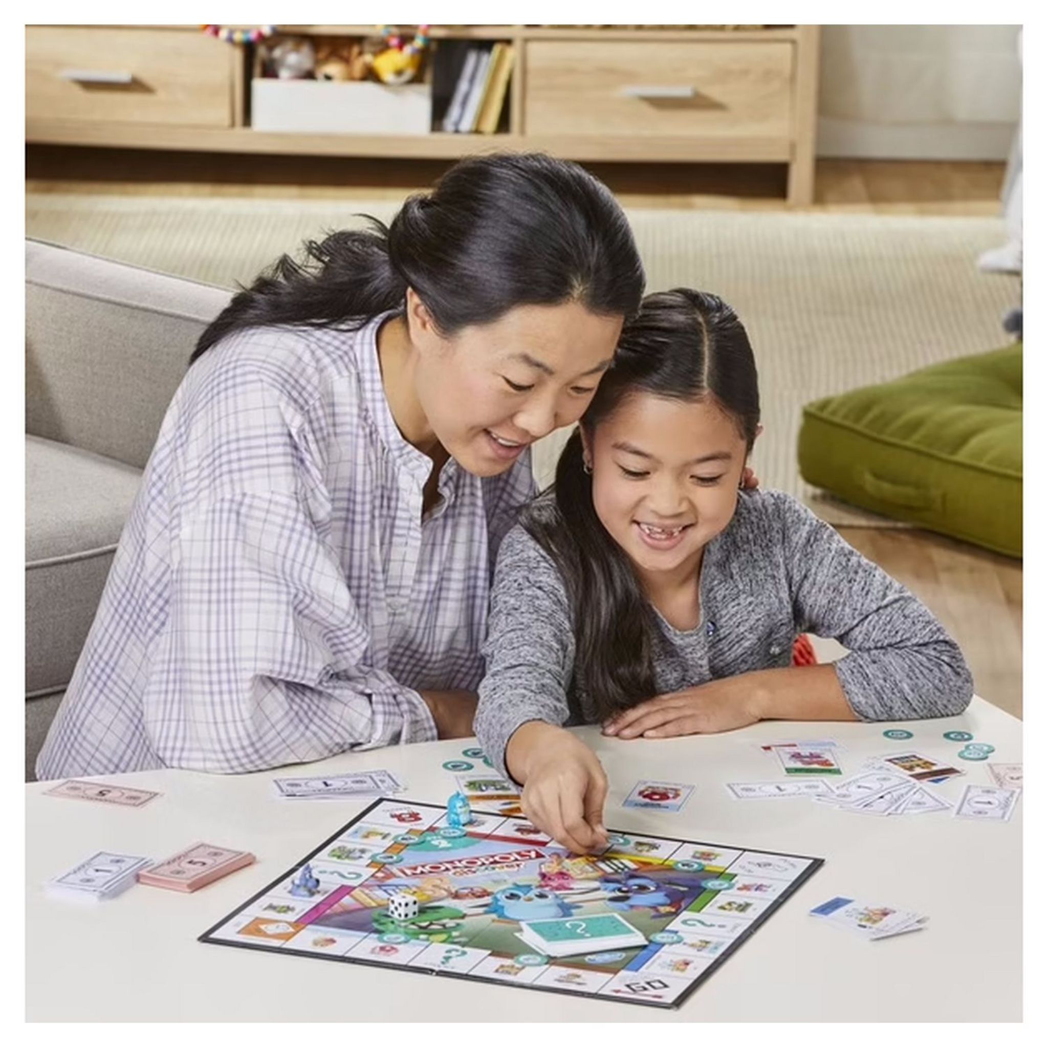 Voir la diapositive 2 : HASBRO Jeu Monopoly Junior 2 en 1