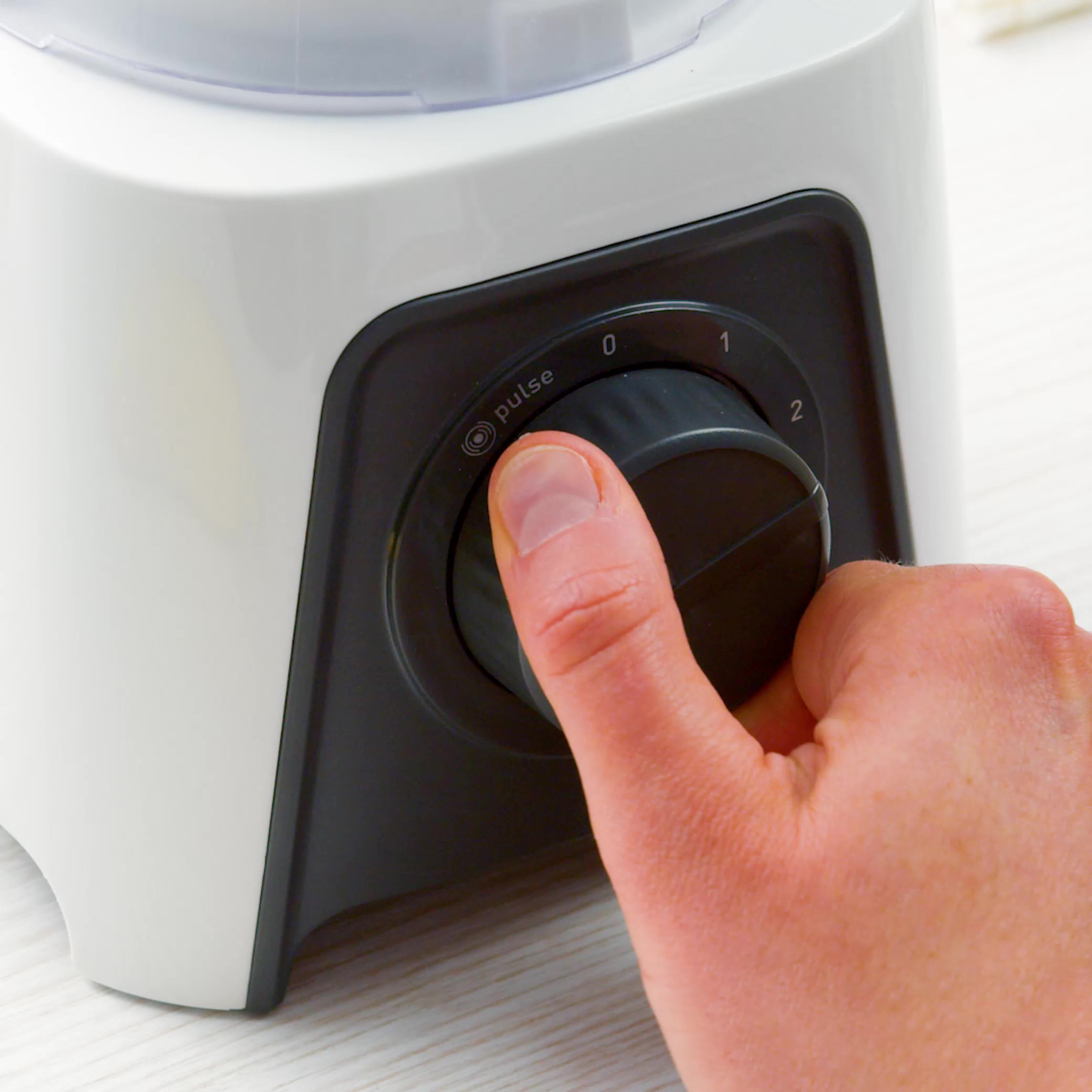 Voir la diapositive 4 : MOULINEX Blender LM2C0110 - Blanc