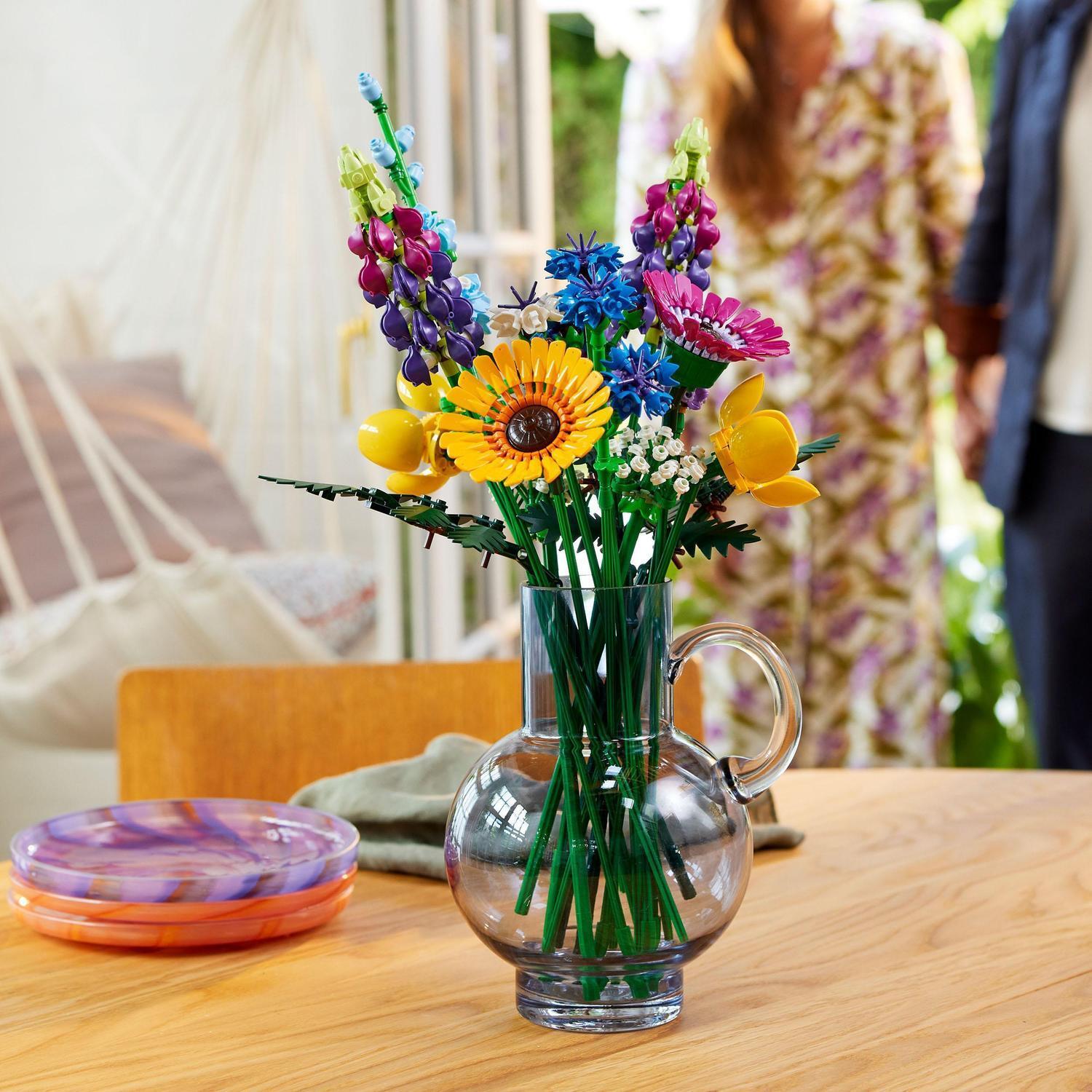 Voir la diapositive 4 : LEGO Botanicals 10313 Bouquet de Fleurs Sauvages - Plantes Artificielles pour Adultes