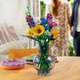 Voir la diapositive 4 : LEGO Icons 10313 - Bouquet de fleurs Sauvages