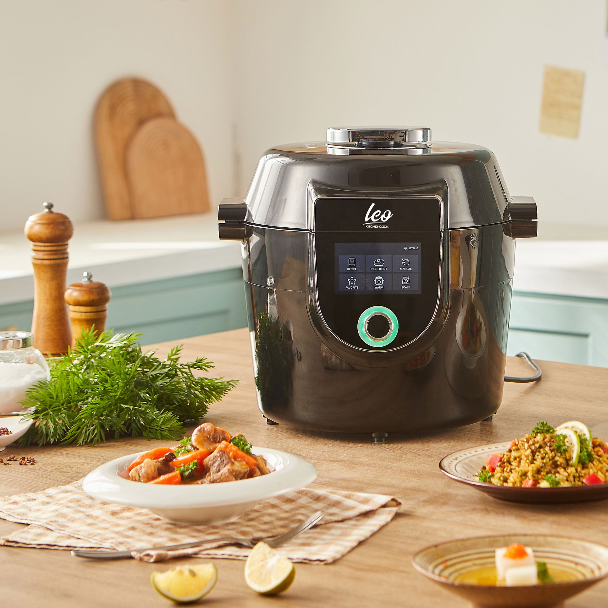 Voir la diapositive 2 : KITCHENCOOK Robot multicuiseur connecté LEO - Noir
