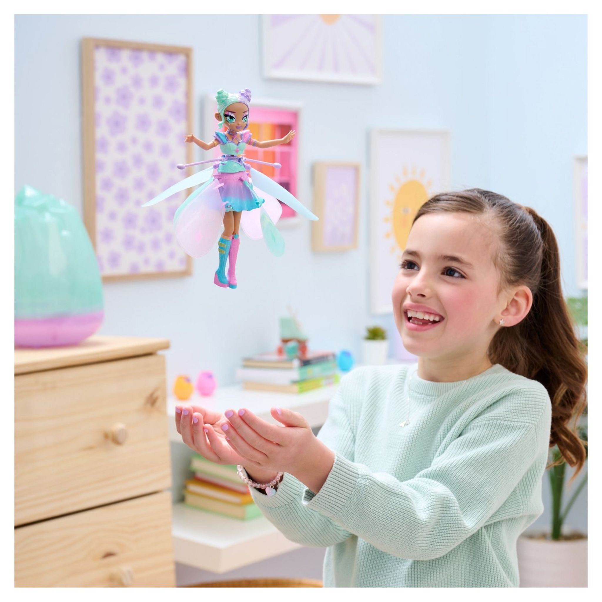 Voir la diapositive 3 : SPIN MASTER Figurine Fée Crystal Flyers Hatchimals volante