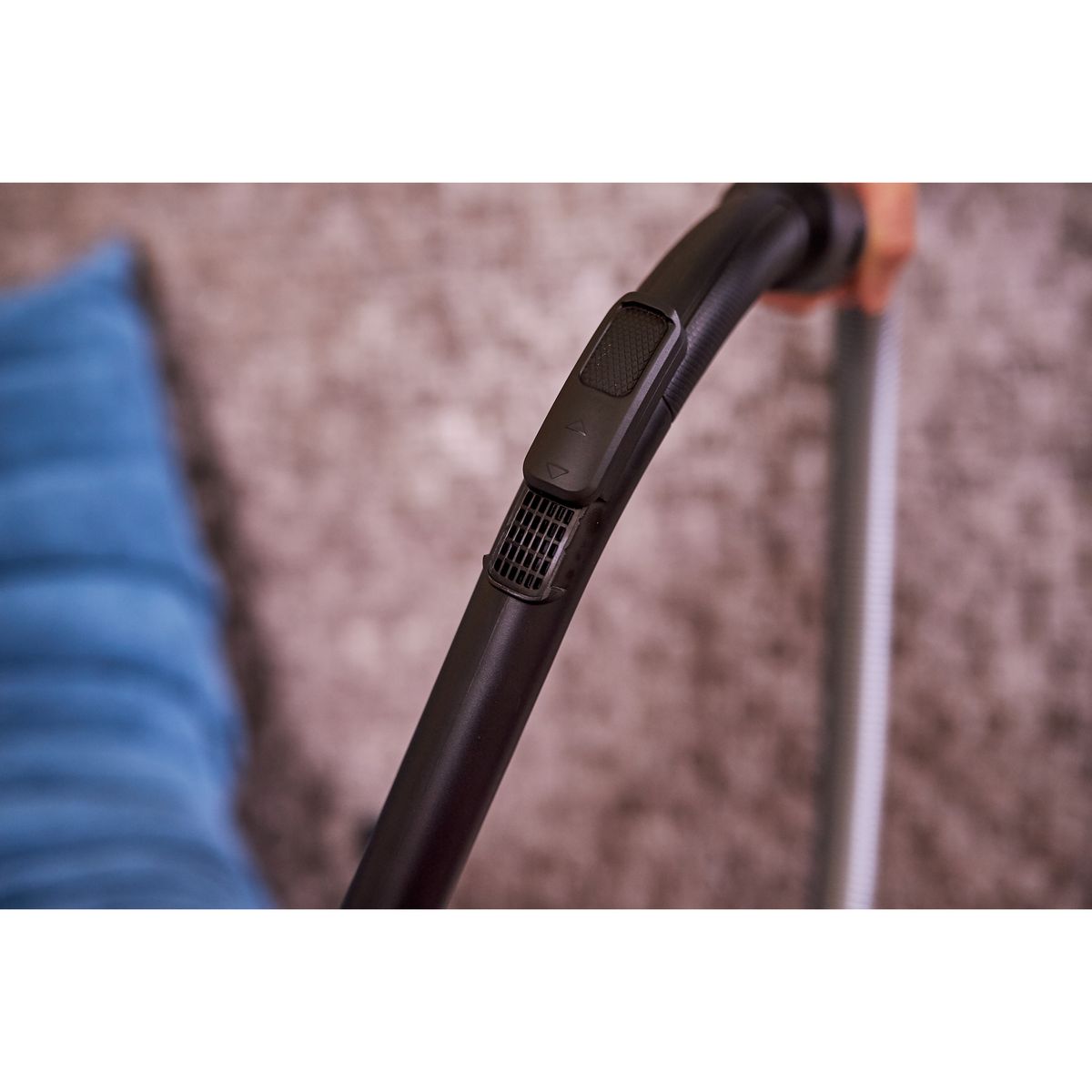 ROWENTA Aspirateur traîneau sans sac&nbsp;Swift Power Cyclonic &nbsp; RO2913EA - Rouge