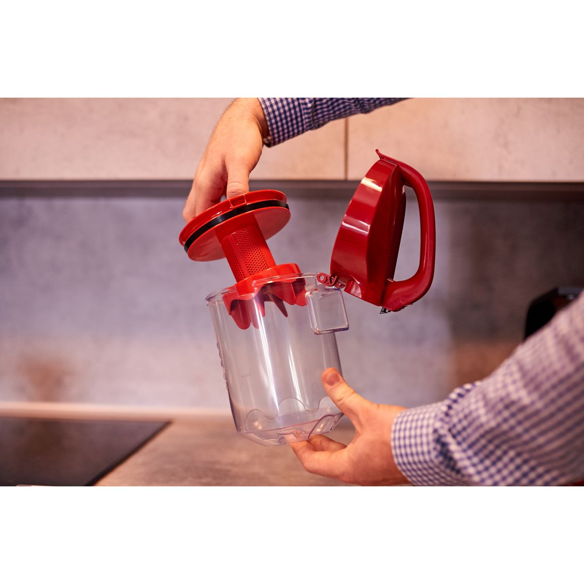 ROWENTA Aspirateur traîneau sans sac&nbsp;Swift Power Cyclonic &nbsp; RO2913EA - Rouge