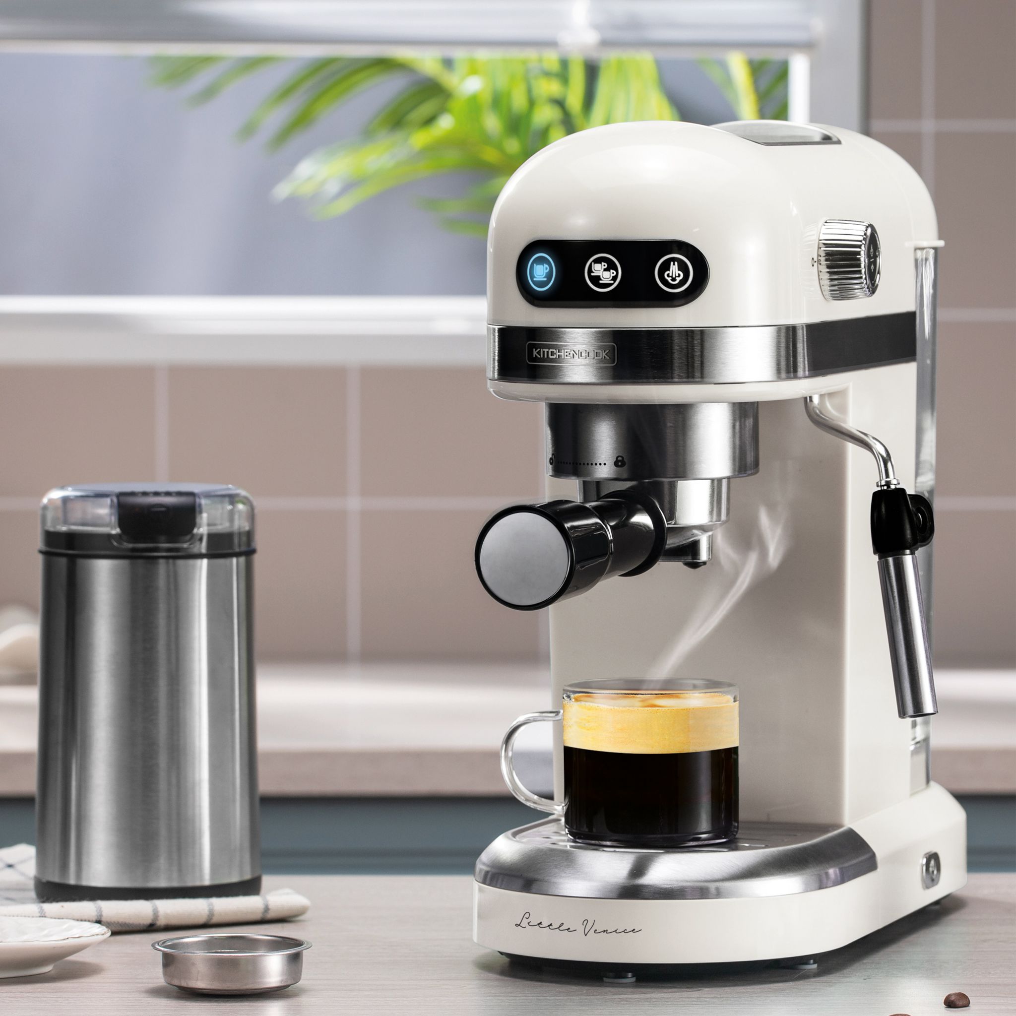 Voir la diapositive 2 : KITCHENCOOK Machine à expresso LITTLE VENICE - Crème