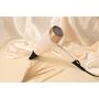Voir la diapositive 6 : REMINGTON Sèche cheveux avec diffuseur fonction ionique D4740 - Champagne