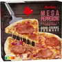 AUCHAN Pizza mega pepperoni mozzarella oignons rouges bord fourré au fromage 450g