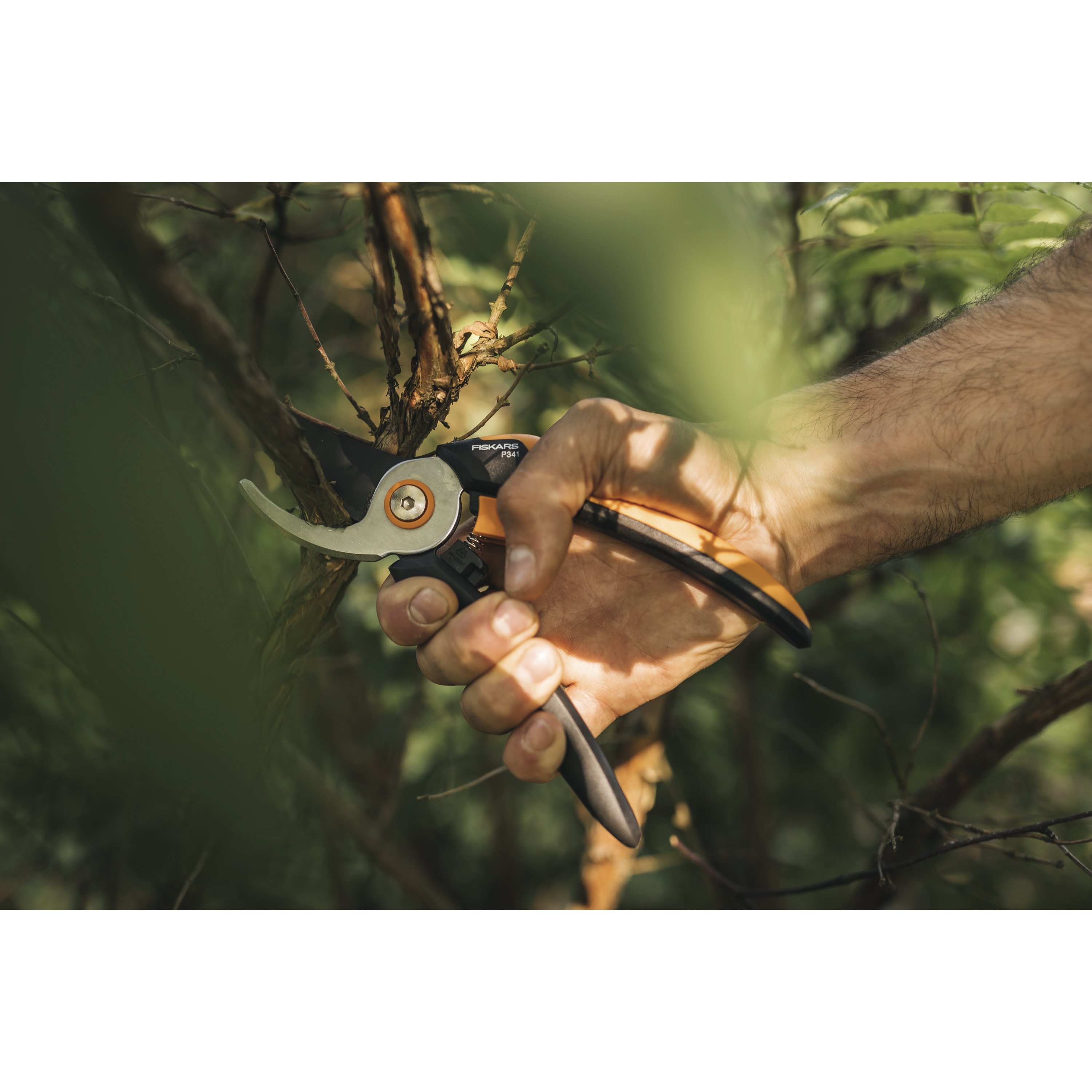 Voir la diapositive 4 : FISKARS Sécateur à lame franche - Coupe de 20mm - SOLID
