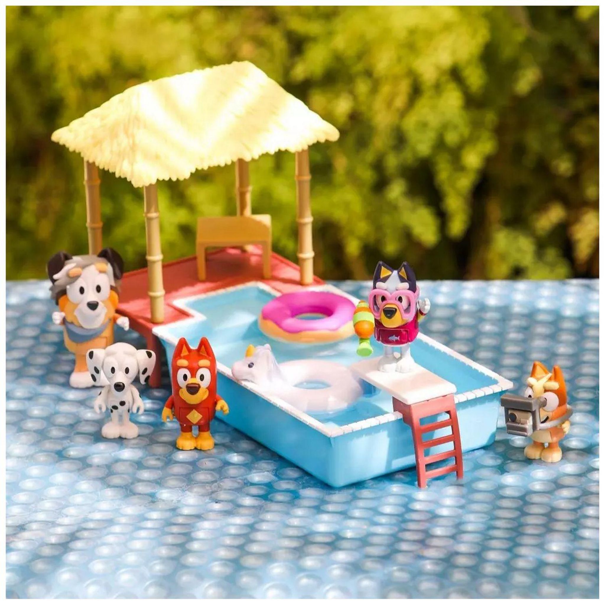 Voir la diapositive 4 : MOOSE Coffret La piscine de Bluey et accessoires
