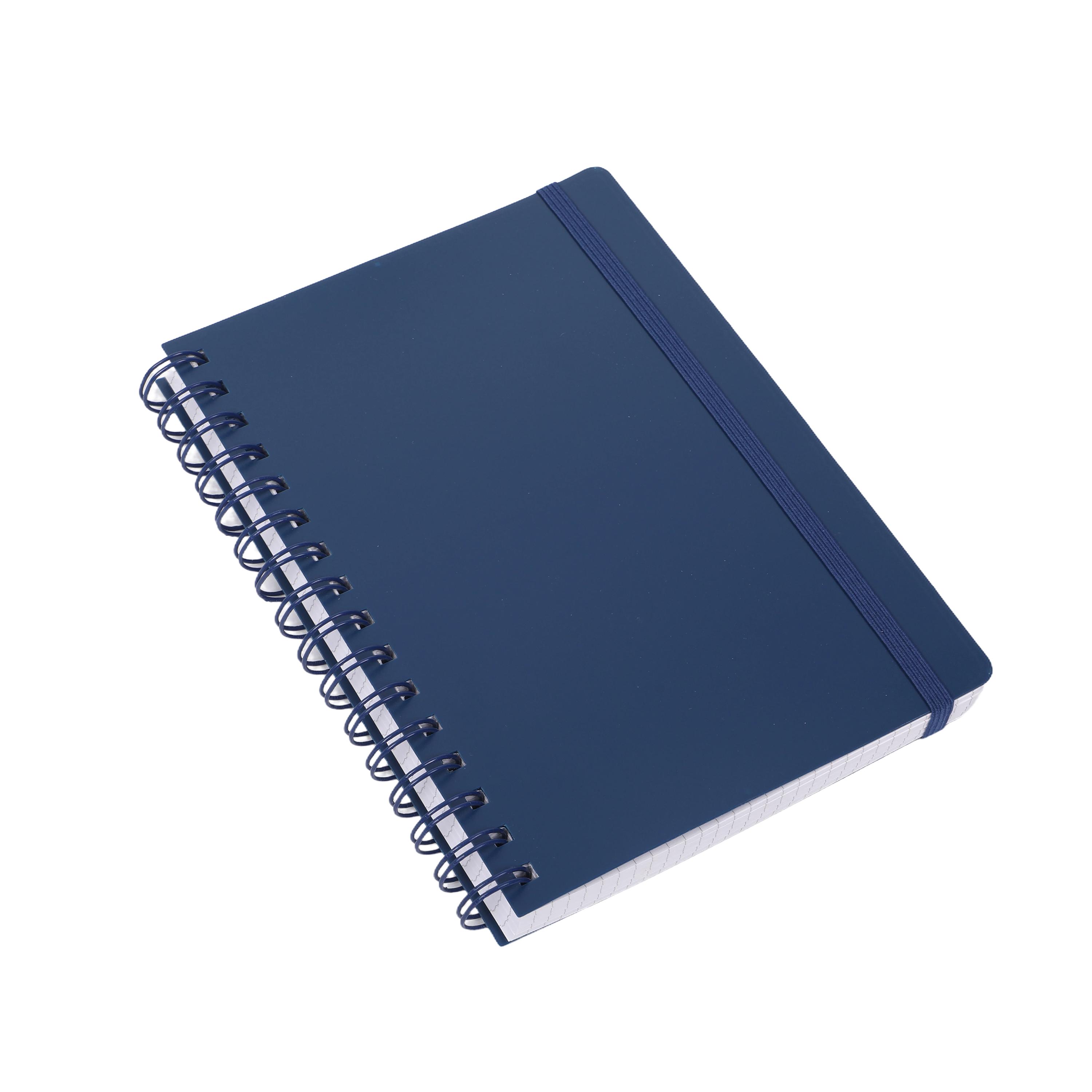 Voir la diapositive 3 : AUCHAN Carnet Spirale A5 120 feuilles Petits carreaux 80g