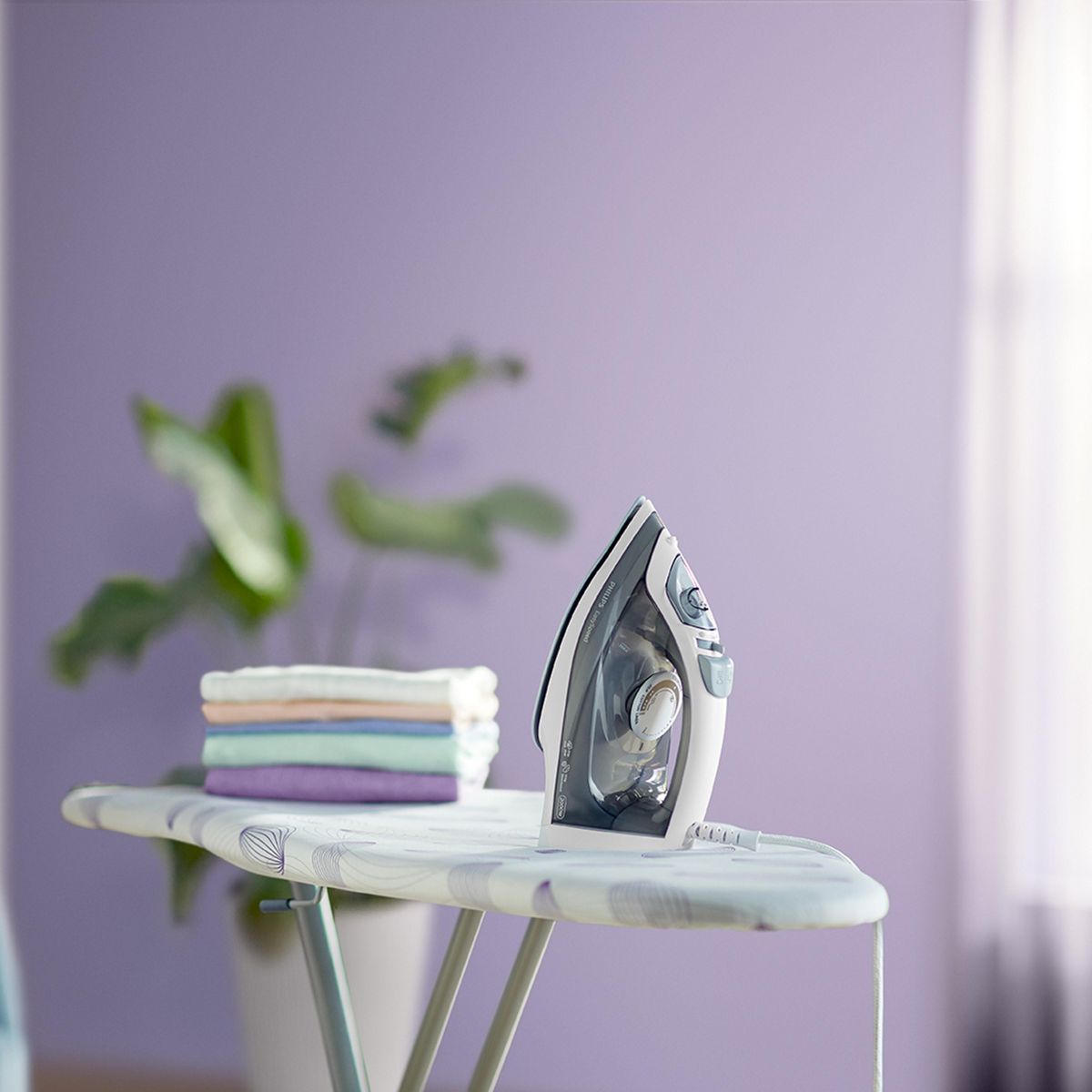 PHILIPS Fer à repasser GC1751/80 - Gris