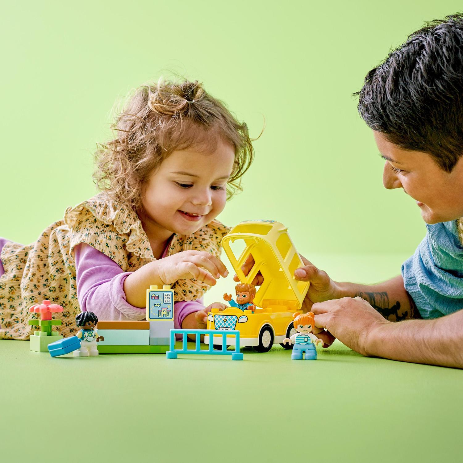 Voir la diapositive 3 : LEGO LEGO DUPLO 10988 Le Voyage en Bus, Jouet Éducatif pour Développer la Motricité Fine, Enfants 2 Ans