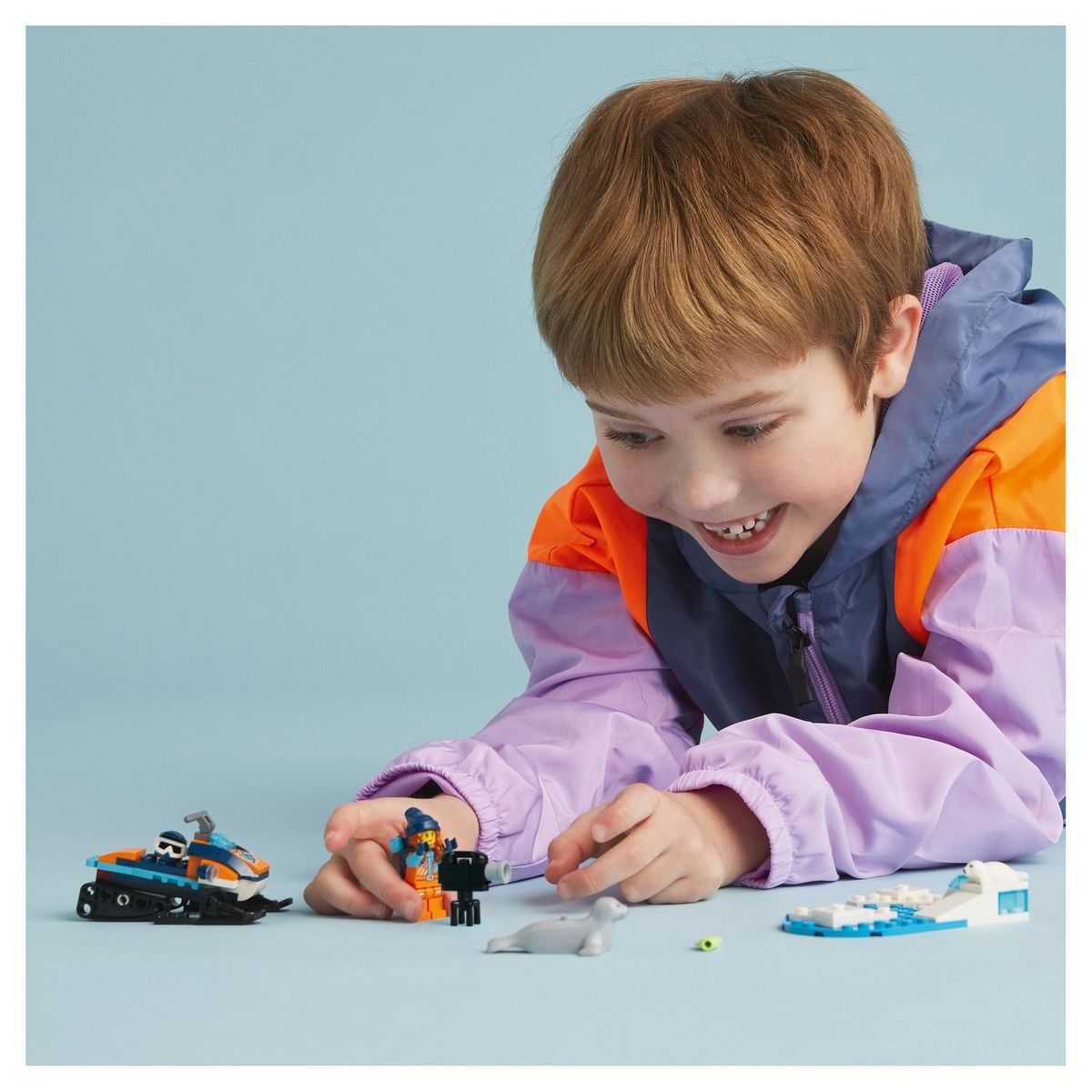 LEGO City 60376 - La Motoneige d'Exploration Arctique, Jouet de Construction de Véhicules avec Figurines de Phoques et Minifigurine d'Explorateur