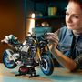 Voir la diapositive 3 : LEGO LEGO Technic 42159 Yamaha MT-10 SP, Kit de Maquette de Moto pour Adultes, Cadeau Motard pour Hommes et Femmes