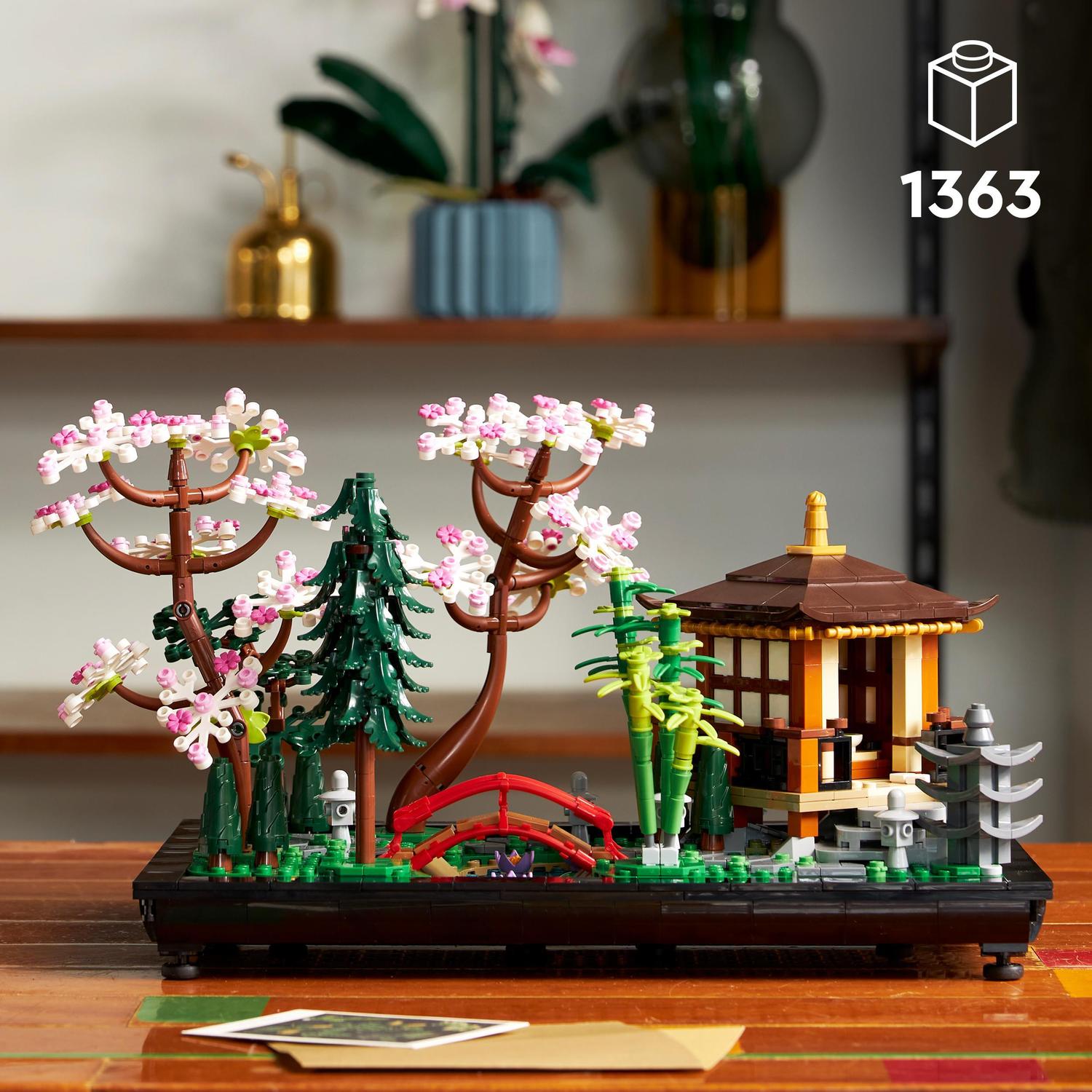 Voir la diapositive 13 : LEGO Icons 10315 Le Jardin Paisible, Kit de Jardinage Botanique Zen pour Adultes, Cadeau pour Femmes, Hommes