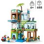 Voir la diapositive 7 : LEGO City 60365 - L'Immeuble d'Habitation, Maquette Modulaire avec Chambres, Magasin, Jouet de Vélo et 6 Minifigurines