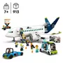 LEGO LEGO City 60367 L’Avion de Ligne, Jouet avec Bus de l'Aéroport, Remorqueur, Camion à Bagages et 9 Minifigurines
