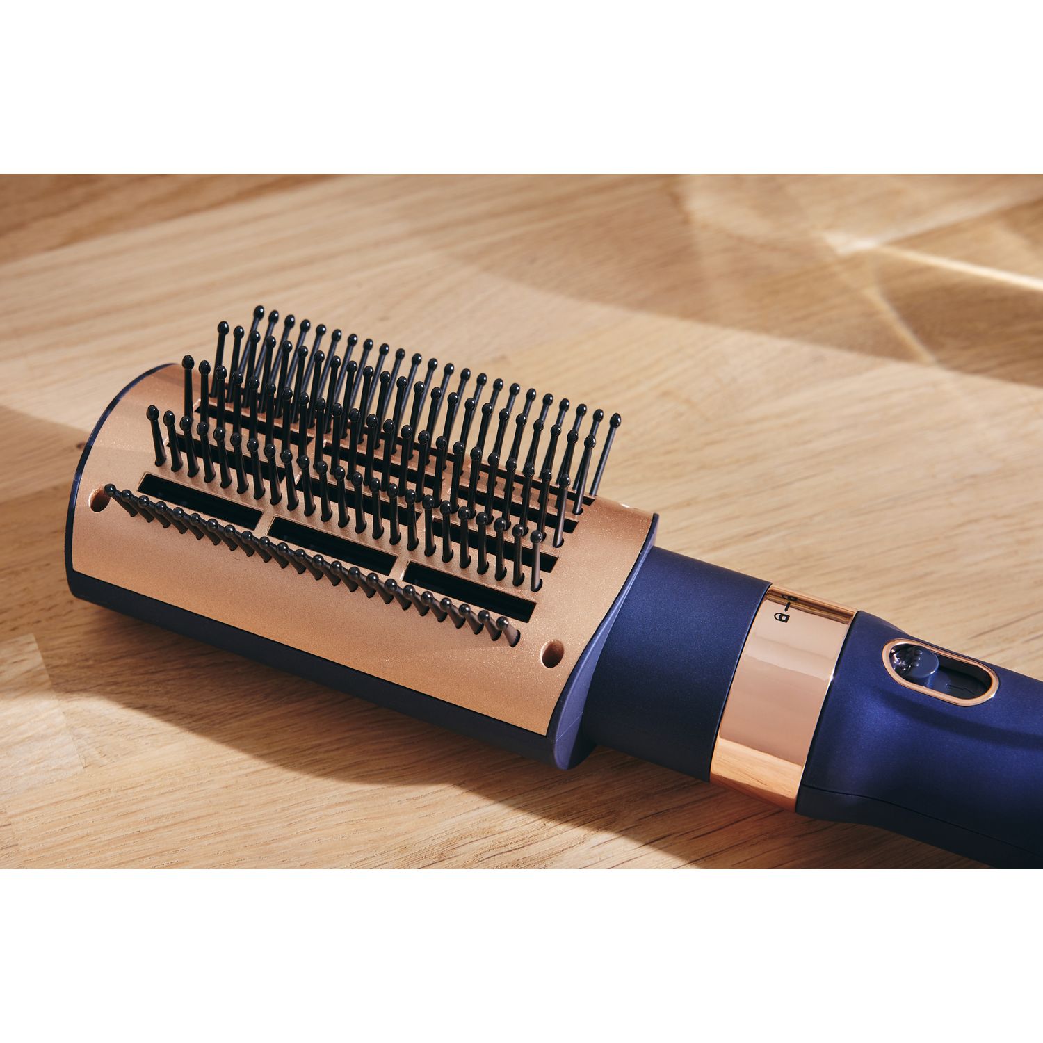 Voir la diapositive 5 : QILIVE Brosse soufflante volumisante Q.7880 - Bleu