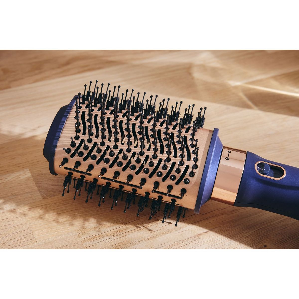 QILIVE Brosse soufflante volumisante Q.7880 - Bleu