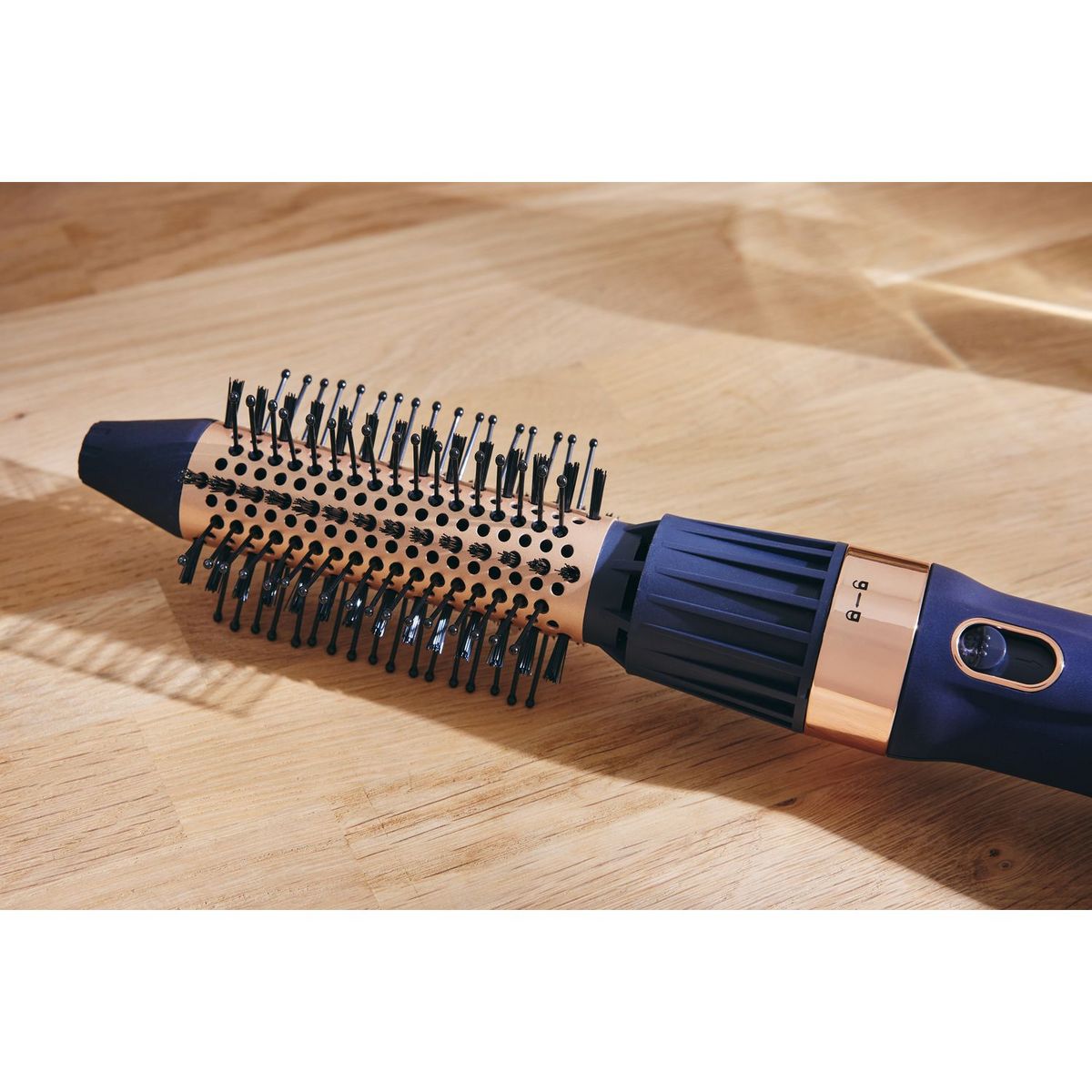 QILIVE Brosse soufflante volumisante Q.7880 - Bleu