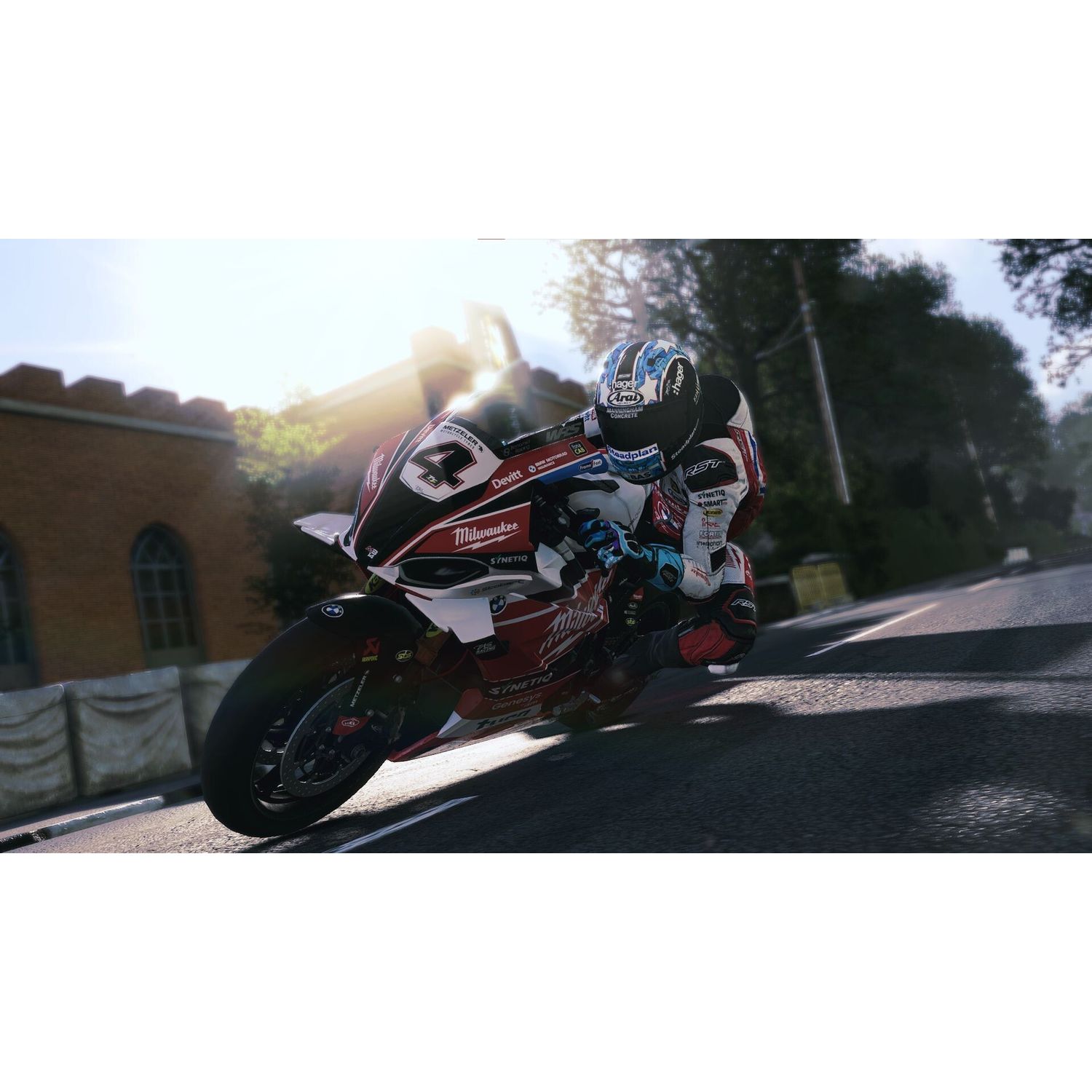 Voir la diapositive 4 : TT Isle of Man: Ride on the Edge 3 PS4