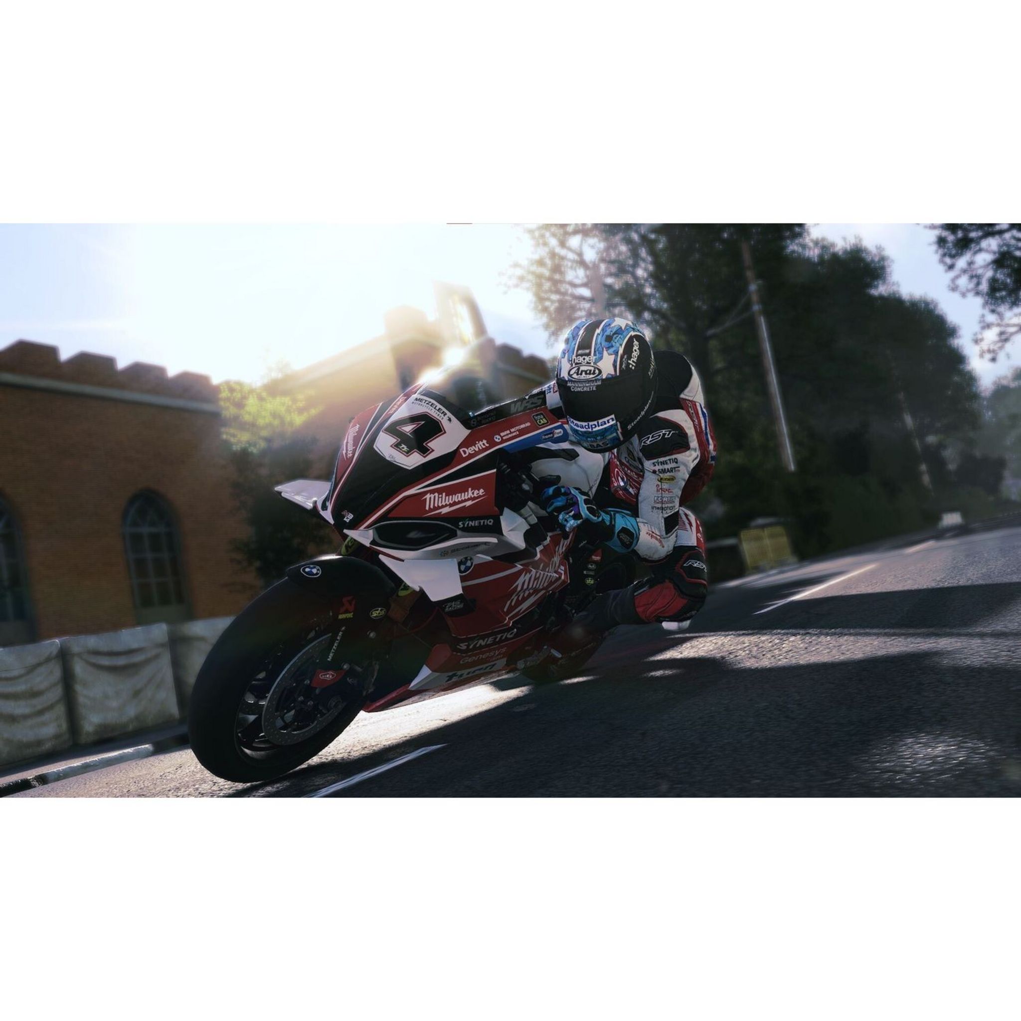 Voir la diapositive 4 : TT Isle of Man: Ride on the Edge 3 PS5