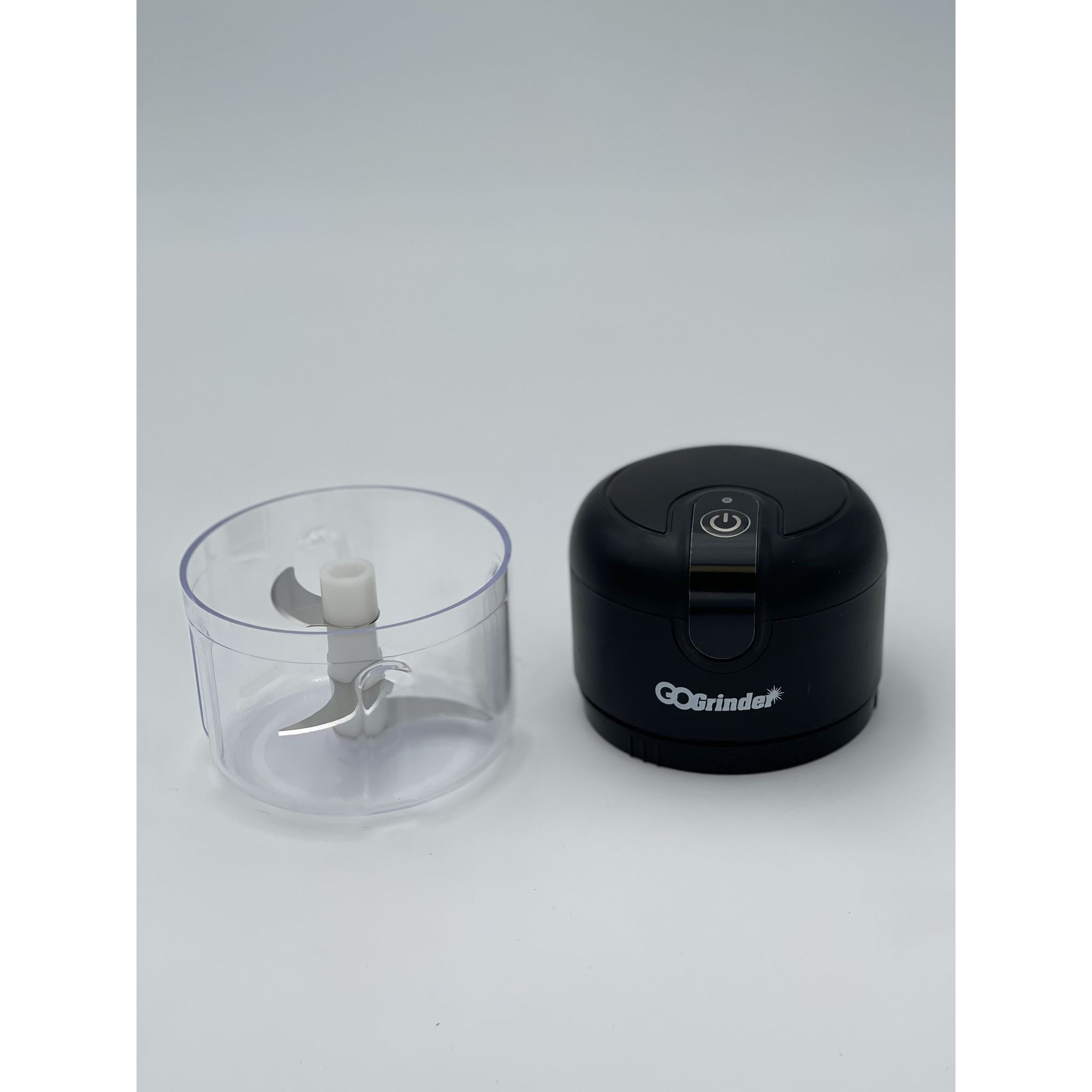 Voir la diapositive 4 : KITCHENCOOK Hachoir électrique COOK22 - Blanc